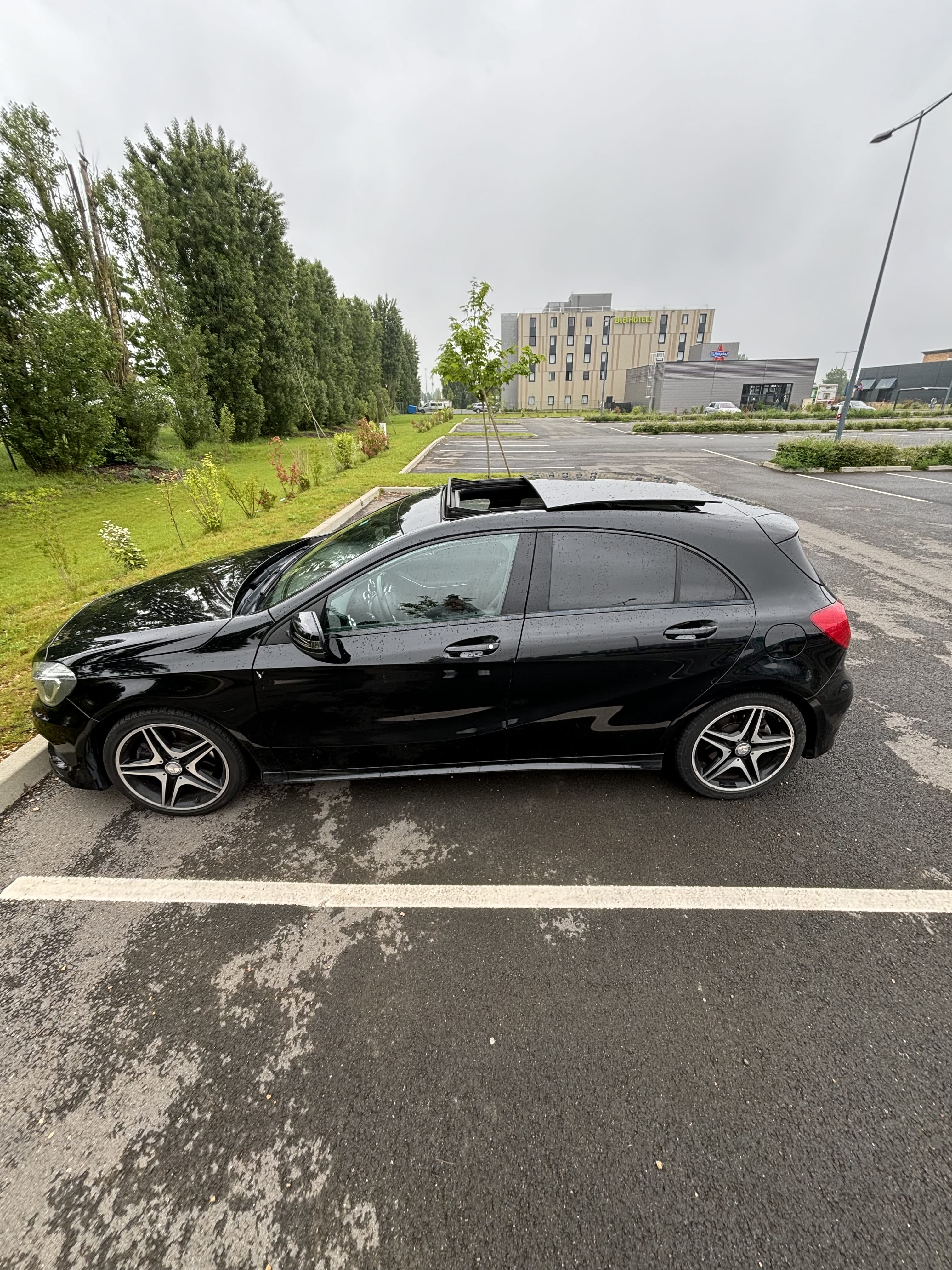 Mercedes-Benz Classe A 220 avec Climatisation