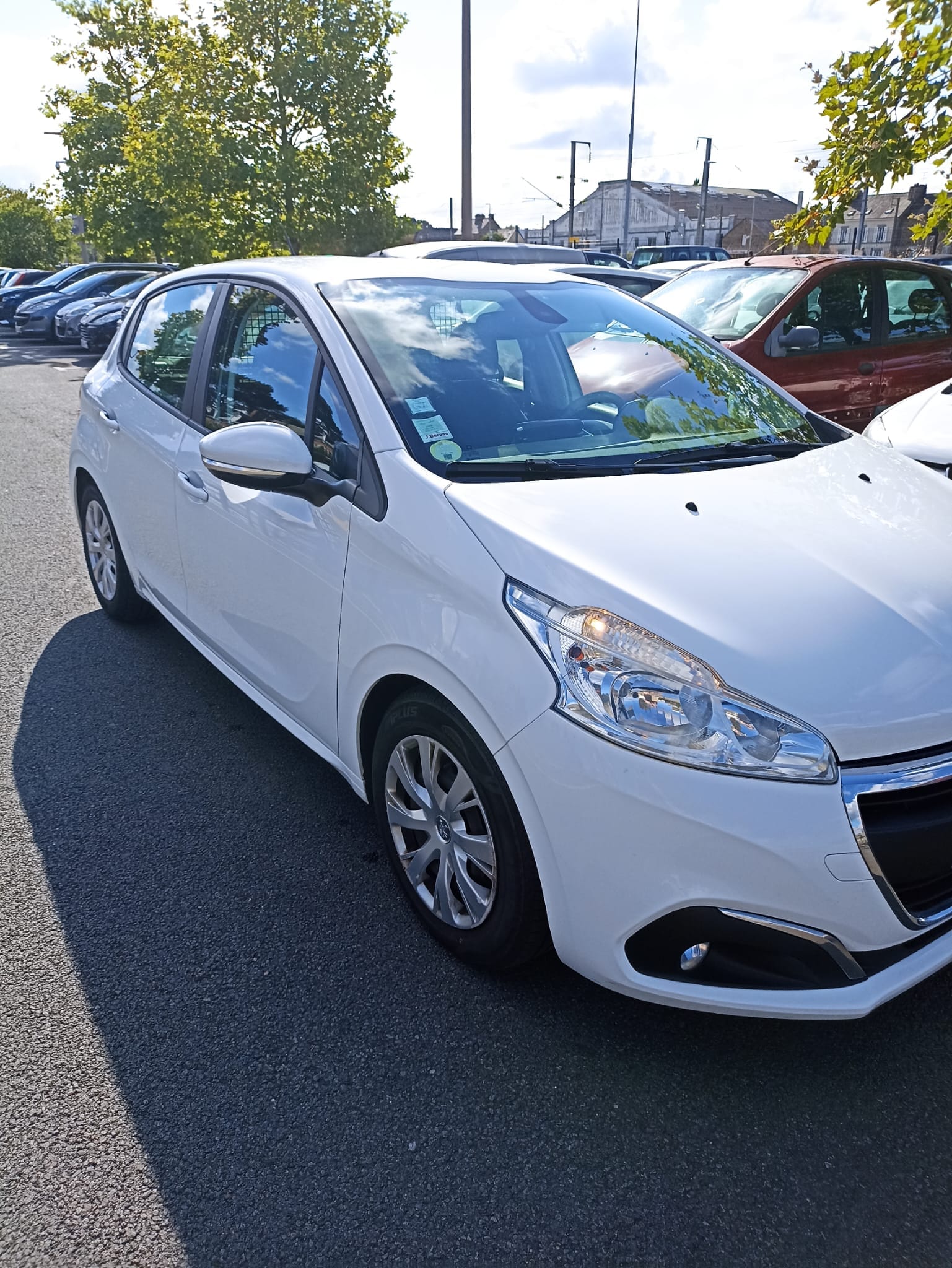 Peugeot 208 Société, 2016, Diesel