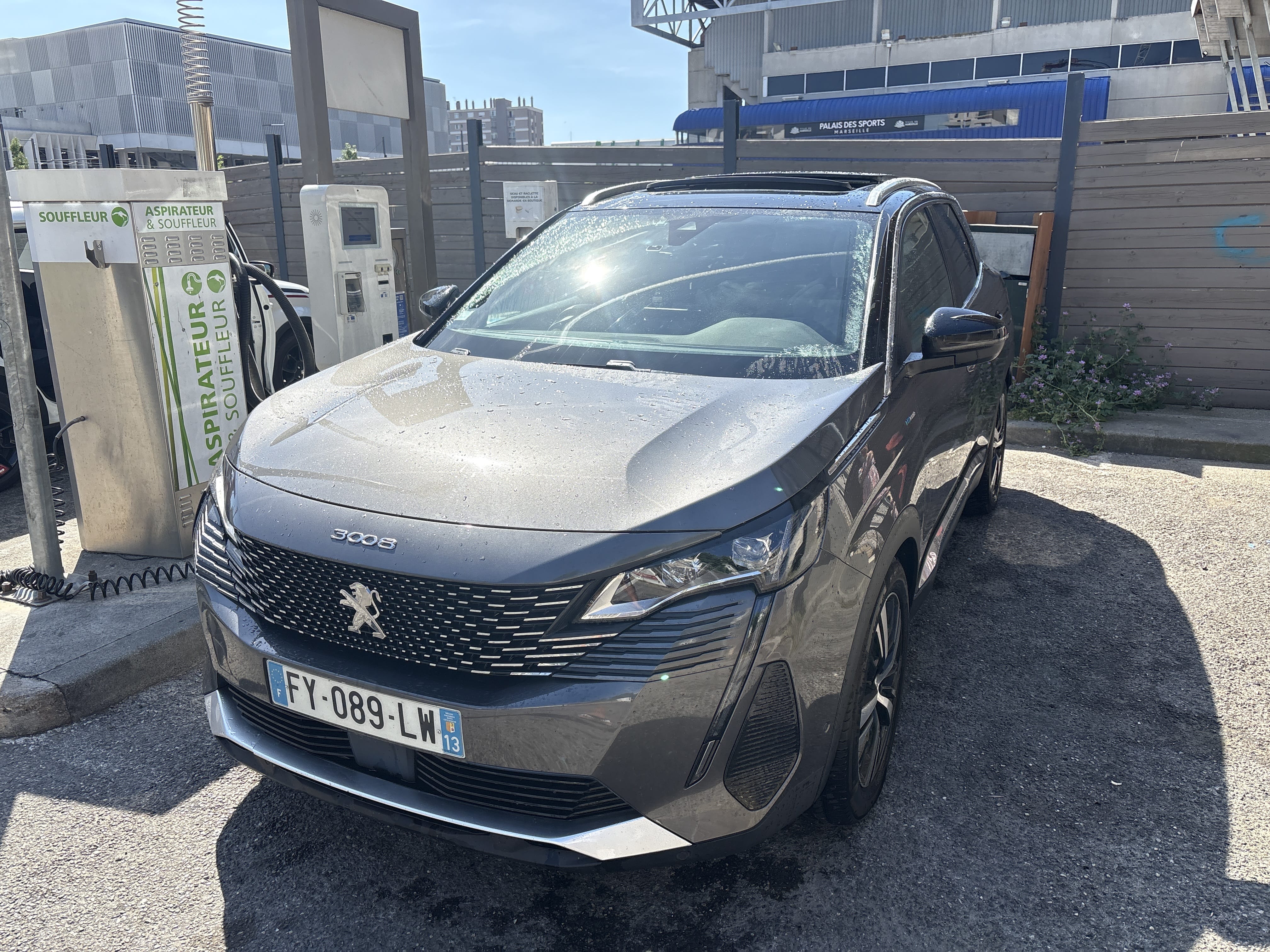 Peugeot 3008, 2021, Essence 95 / Elektro (Hybrid), Automatik