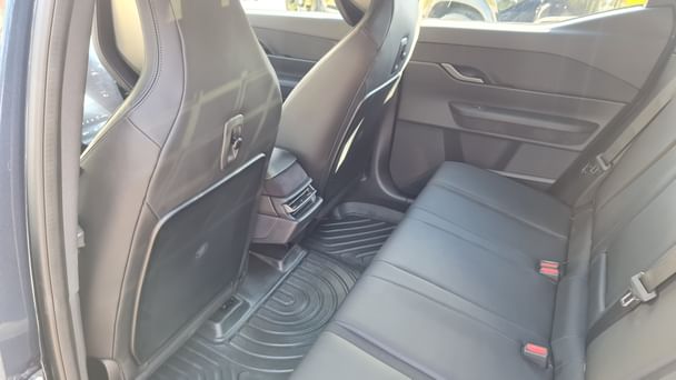 Fisker Ocean One with Baby seat