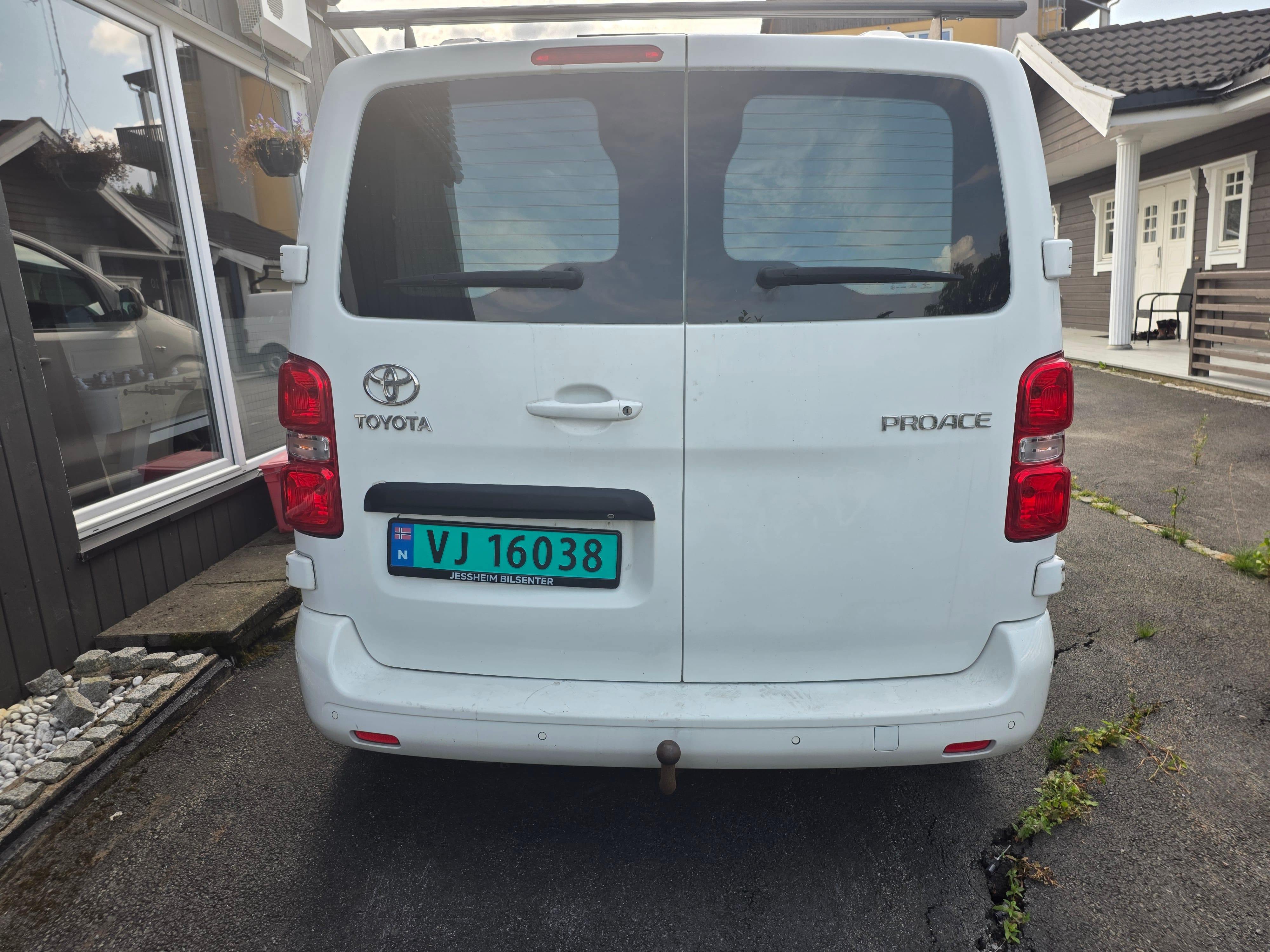 Toyota Proace Varebil med Ryggekamera