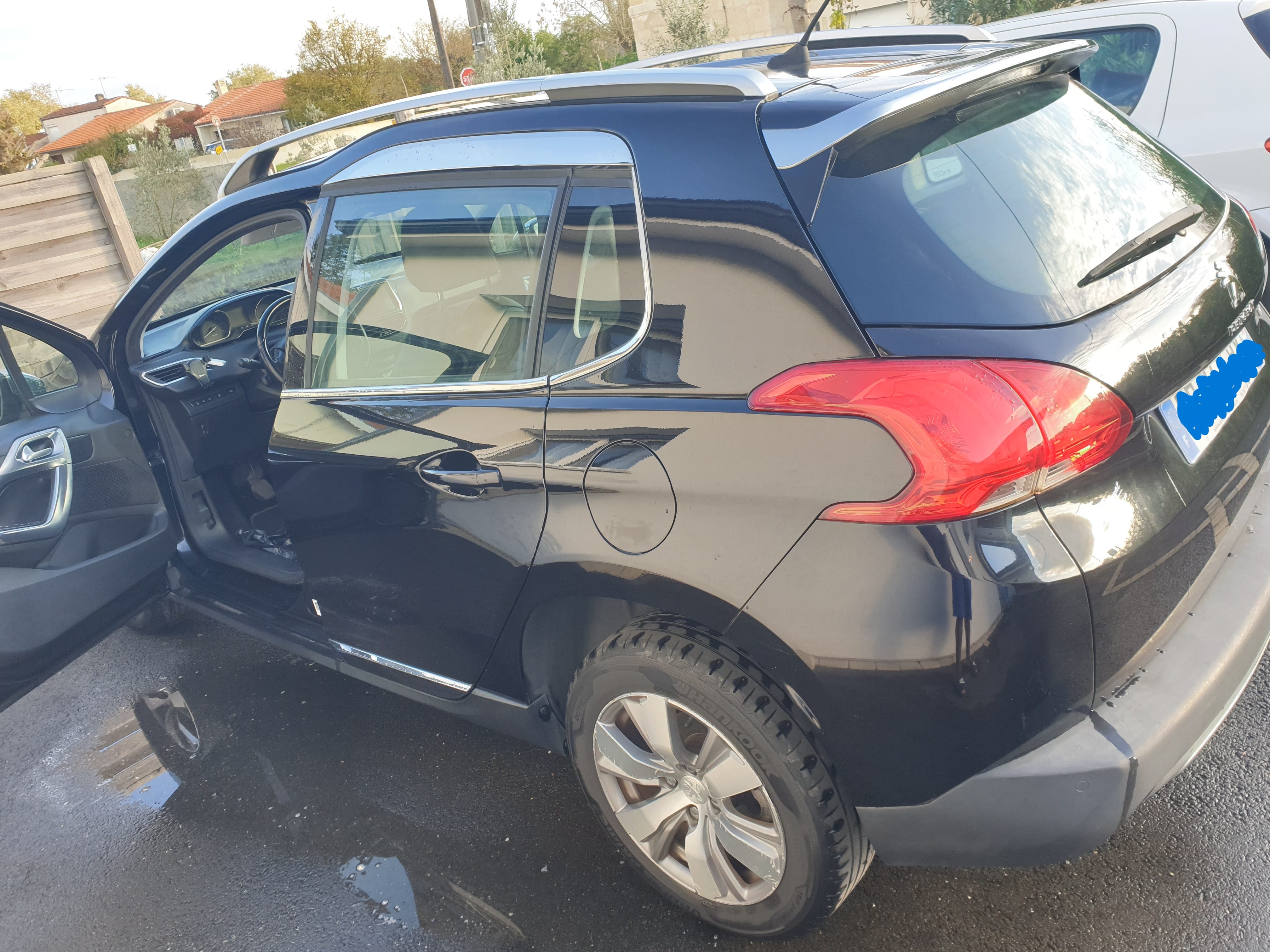 Peugeot 2008 avec GPS