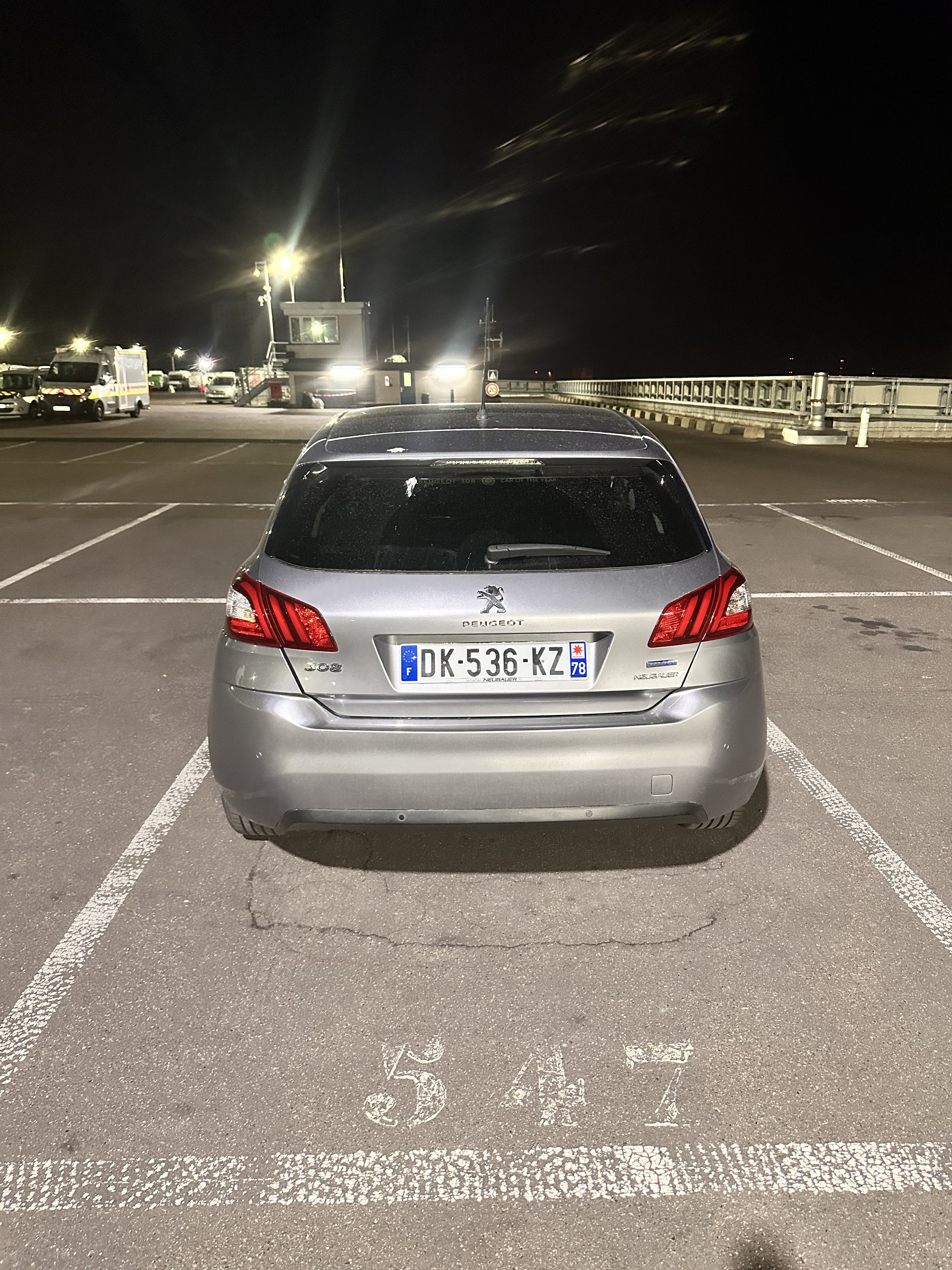 Peugeot 308 avec GPS