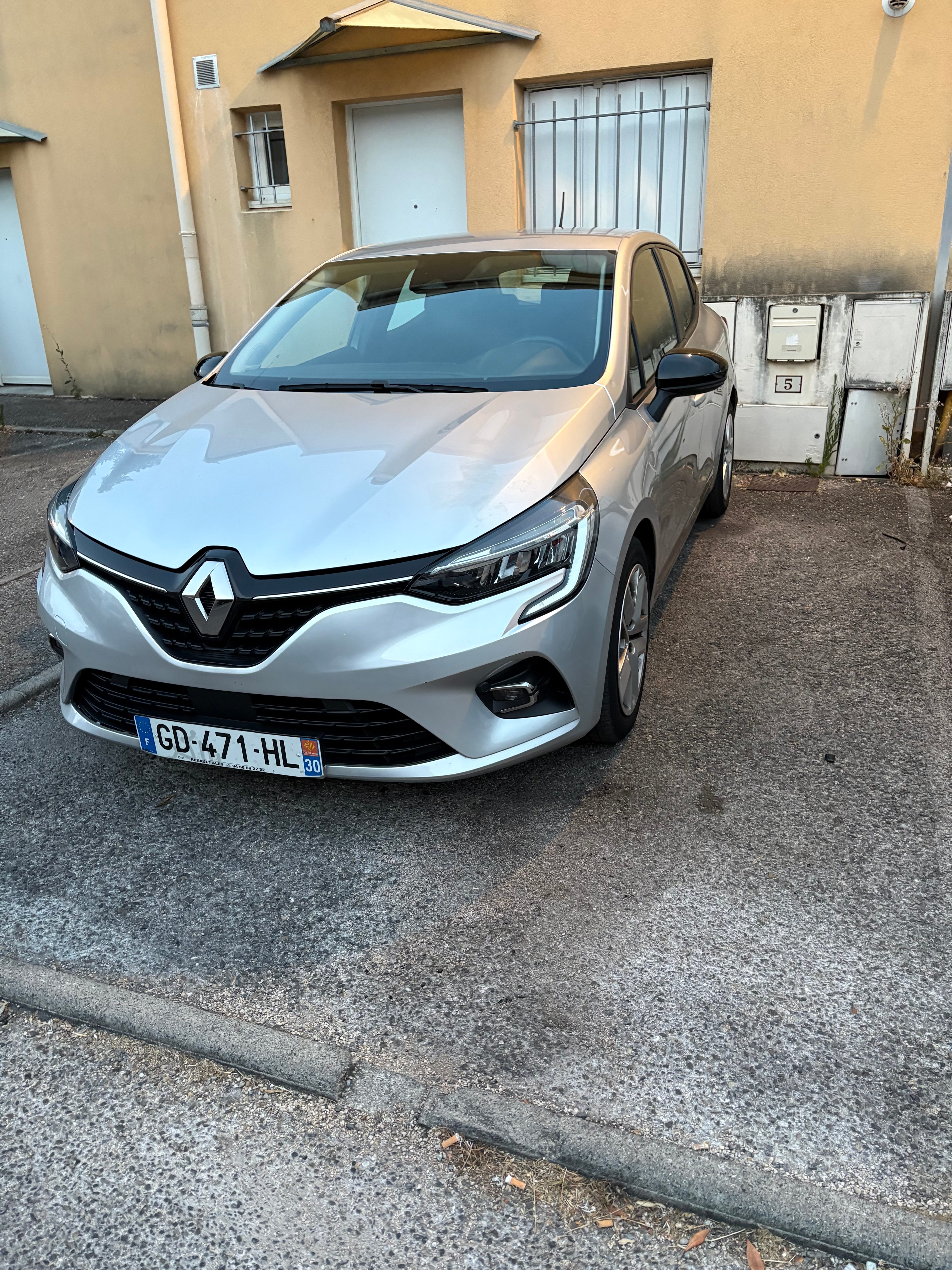 Renault Clio, 2021, Essence 95