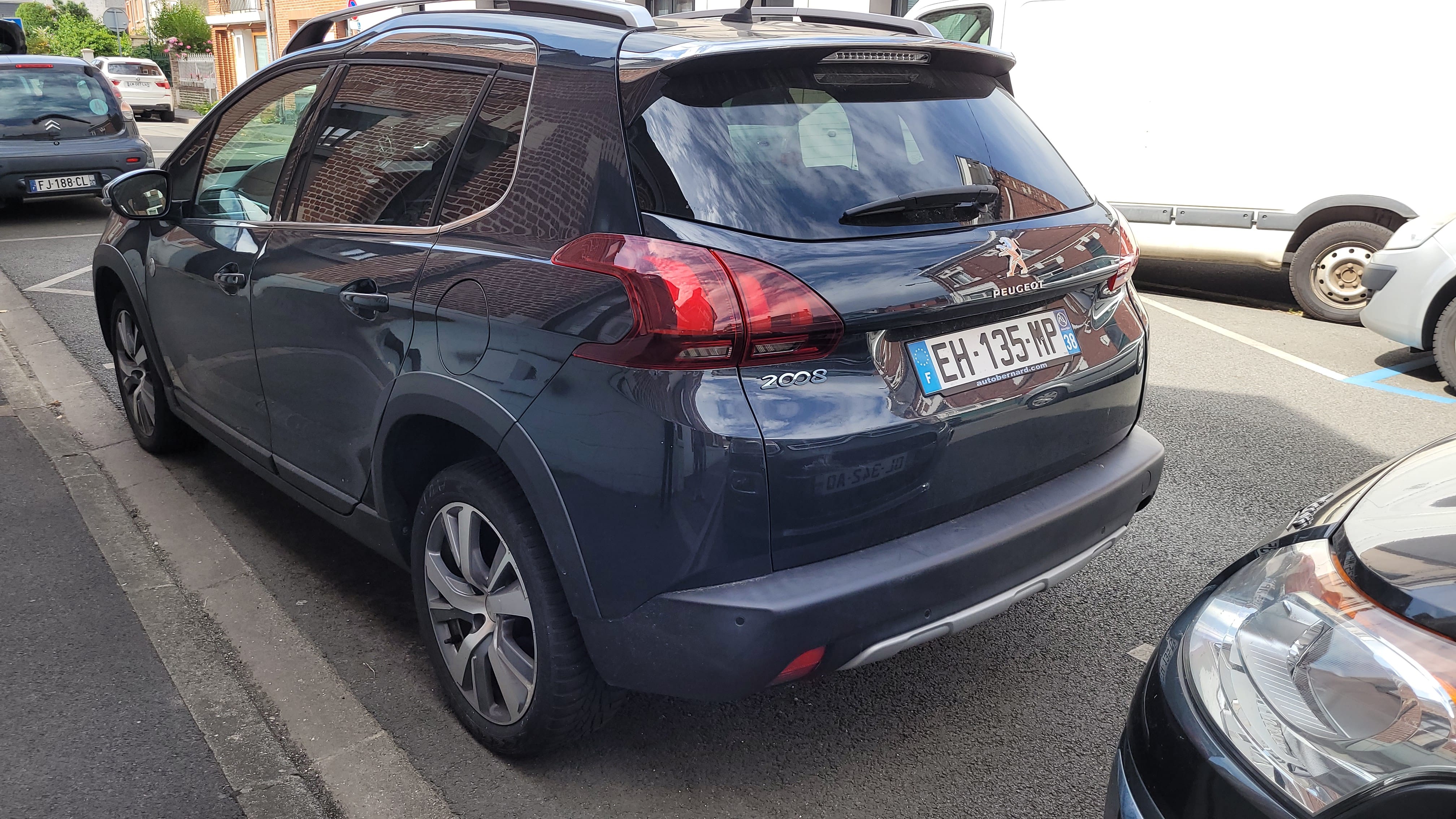 Peugeot 2008 avec Climatisation