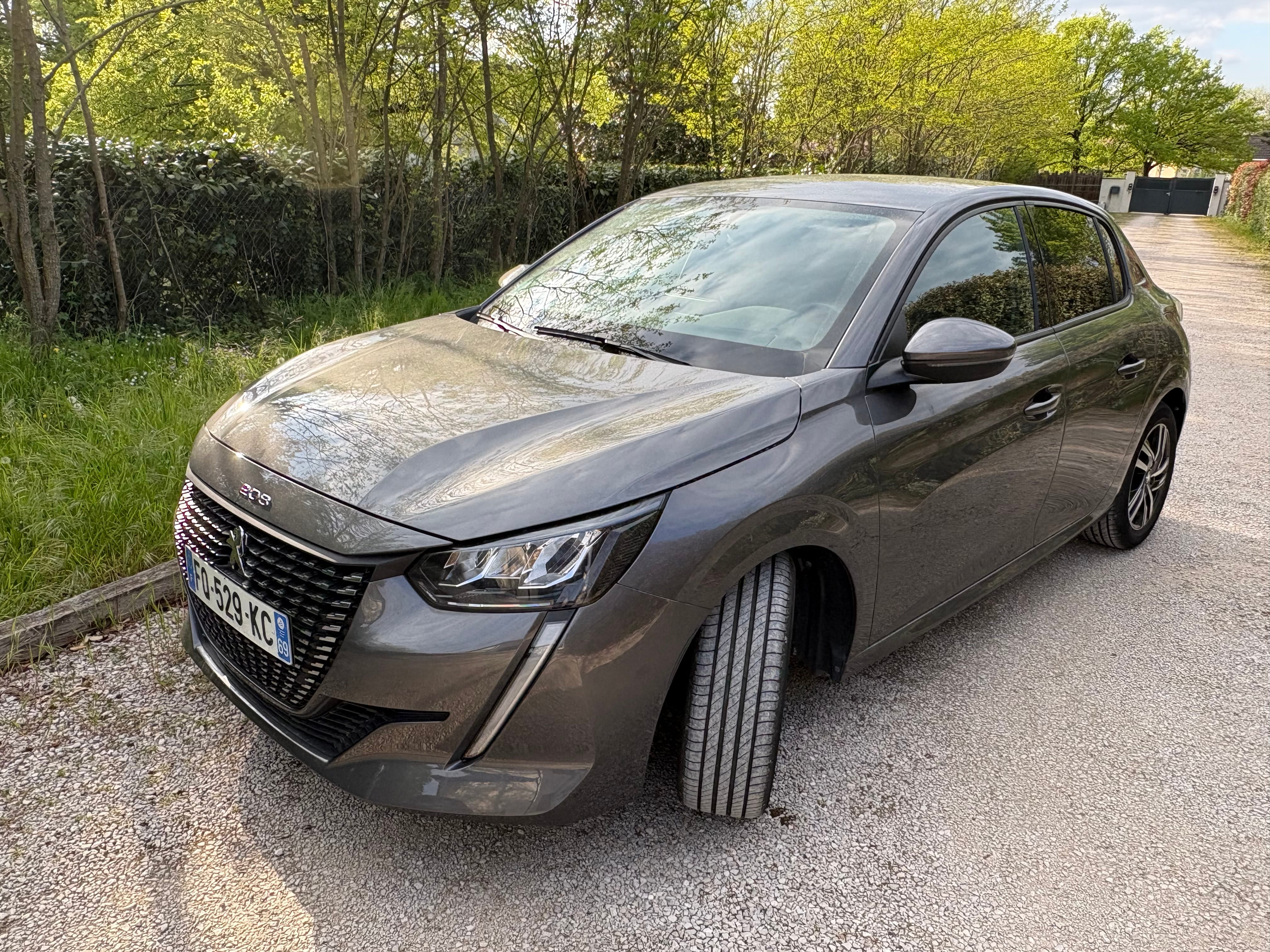 Peugeot 208 208 Allure 15.000kms!, 2020, Essence 95