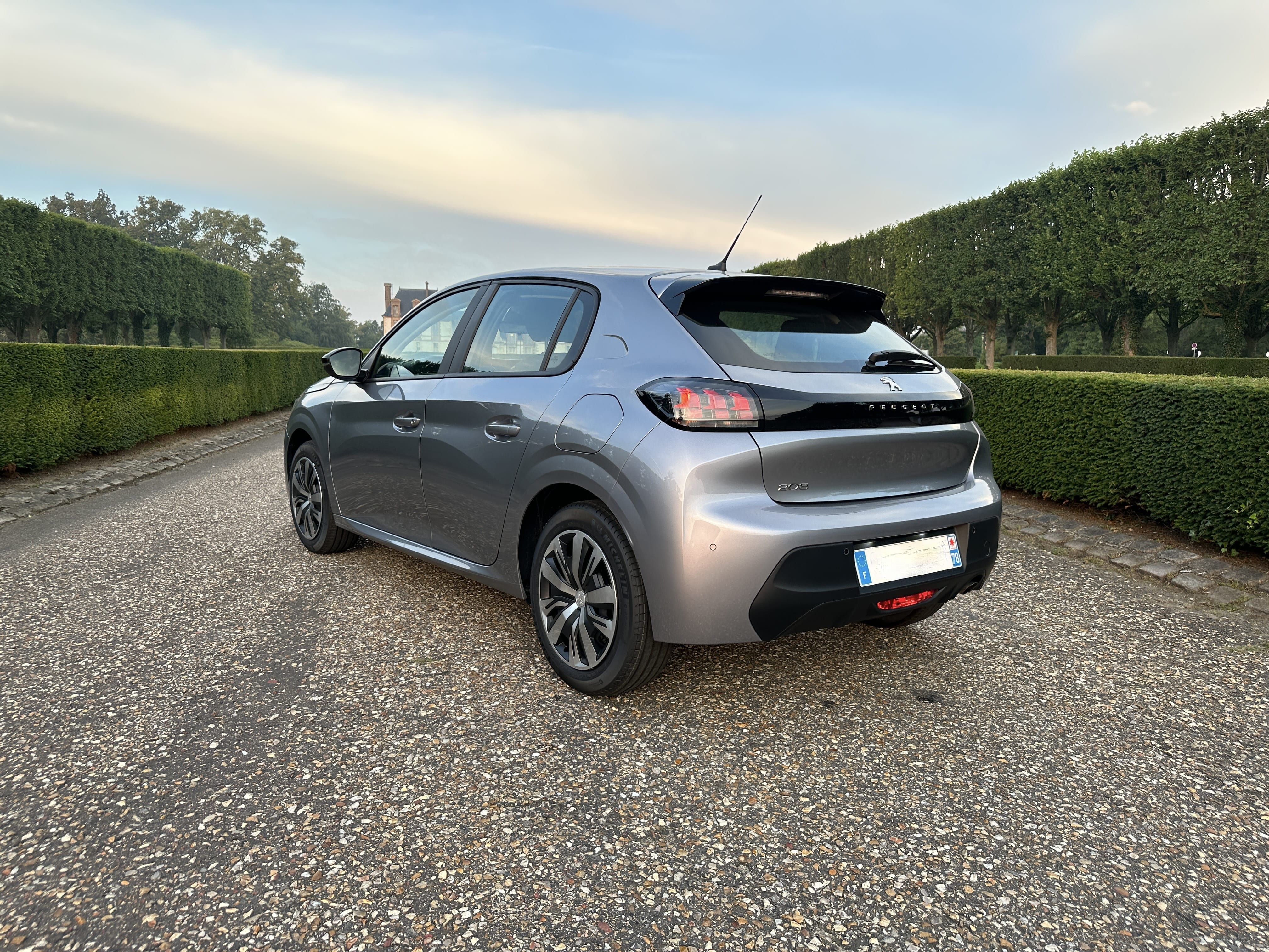 Peugeot 208 ACTIVE PACK PURETECH 75CH BVM avec Régulateur de vitesse