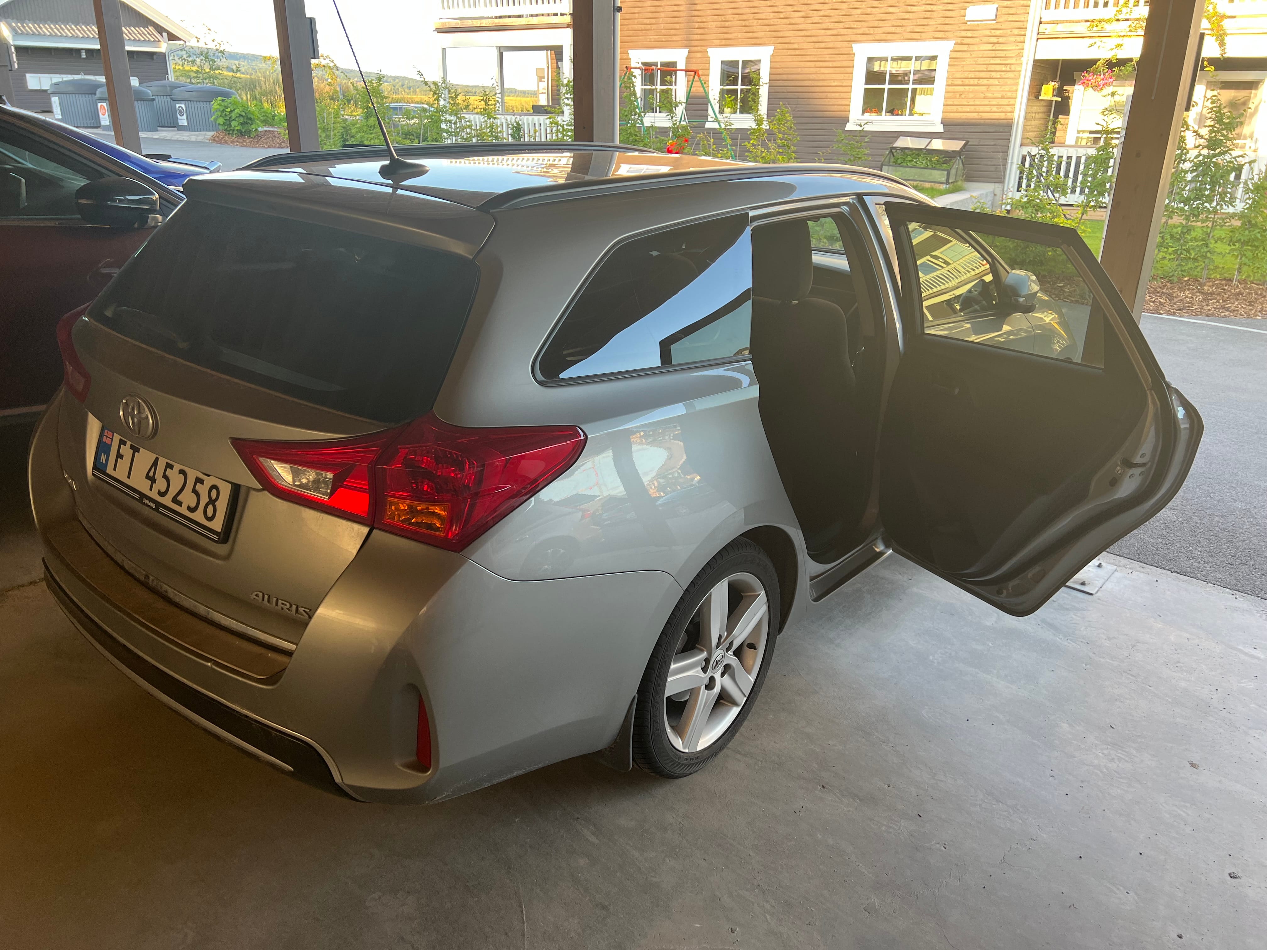 Toyota Auris med Vinterdekk