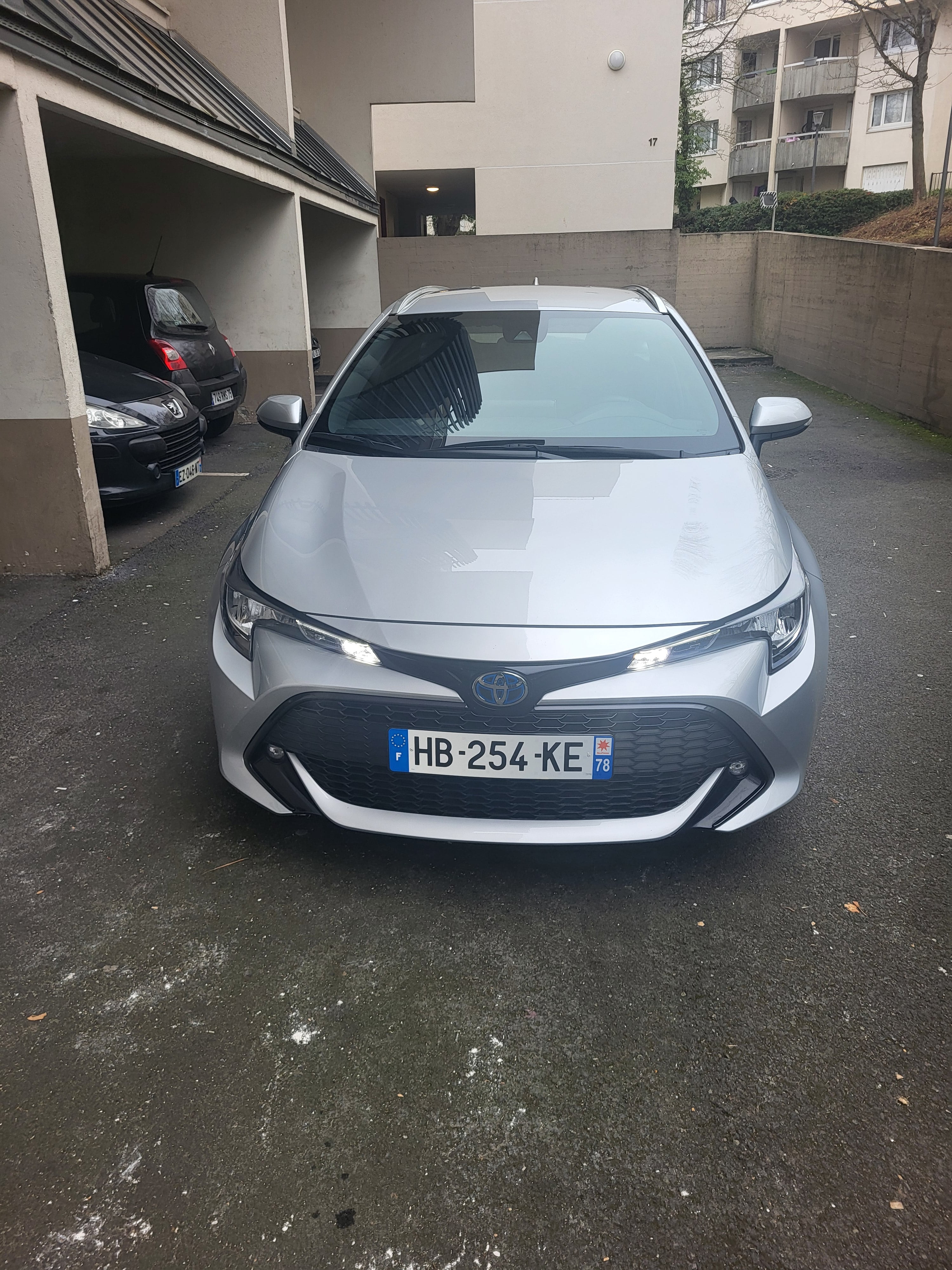 Toyota Corolla Break Hybride avec Audio Bluetooth