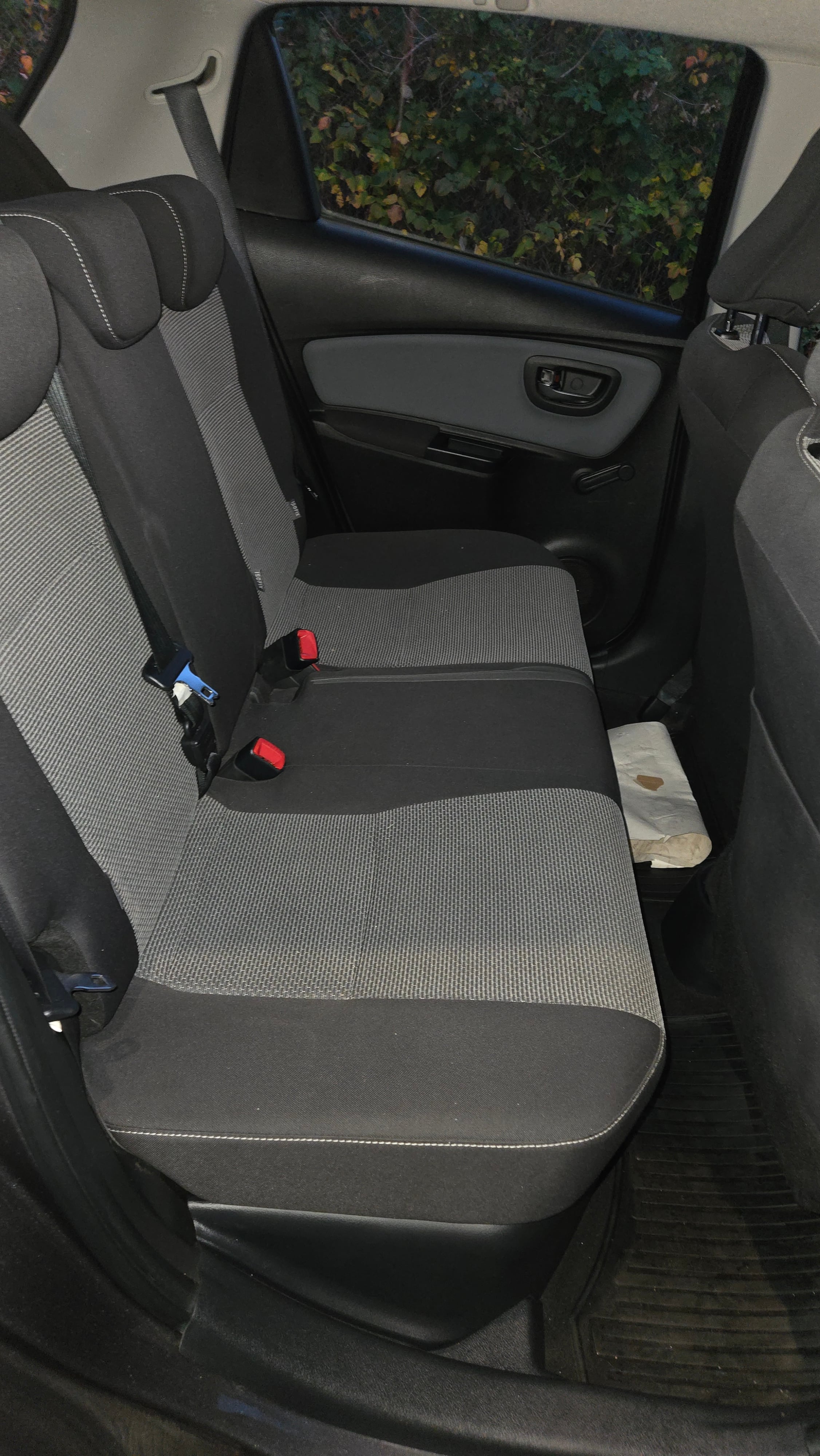Toyota Yaris Hybrid med Bluetooth audio