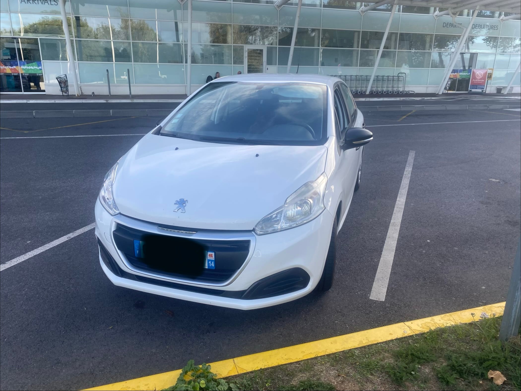 Peugeot 208, 2016, Essence 95