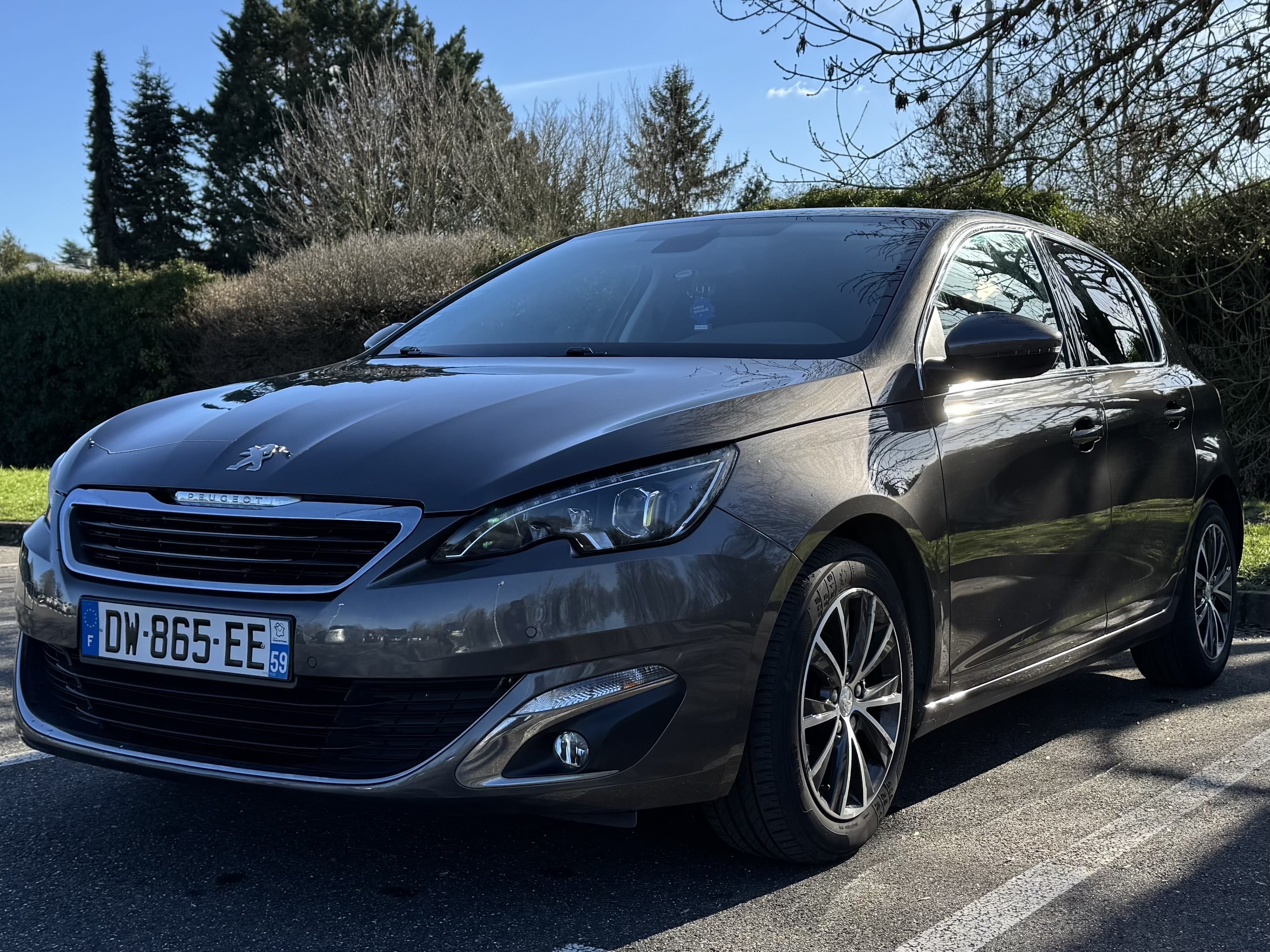 Peugeot 308 II 1.2 THP 110., 2015, Essence 95
