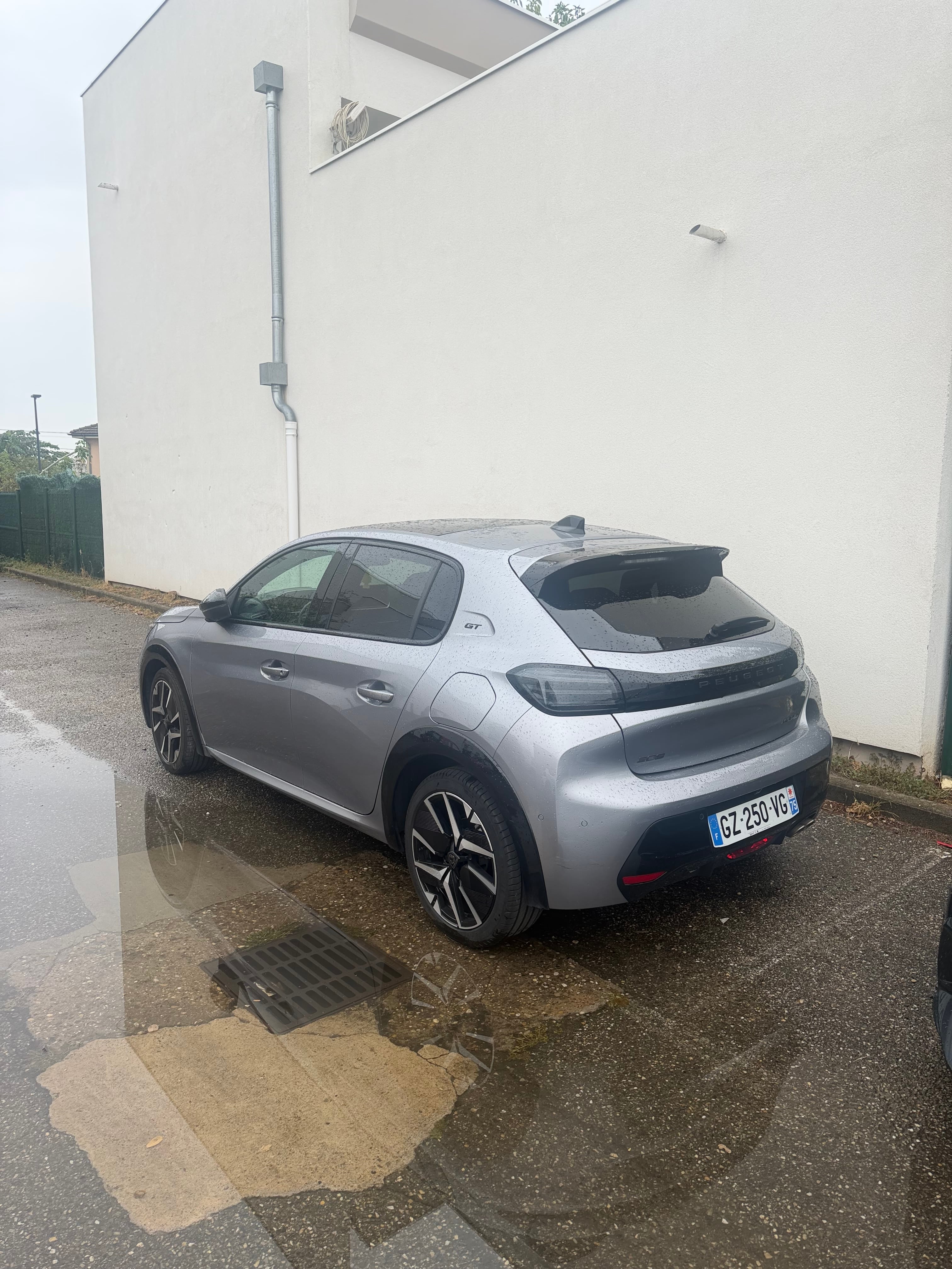 Peugeot 208 GT Line avec Caméra de recul