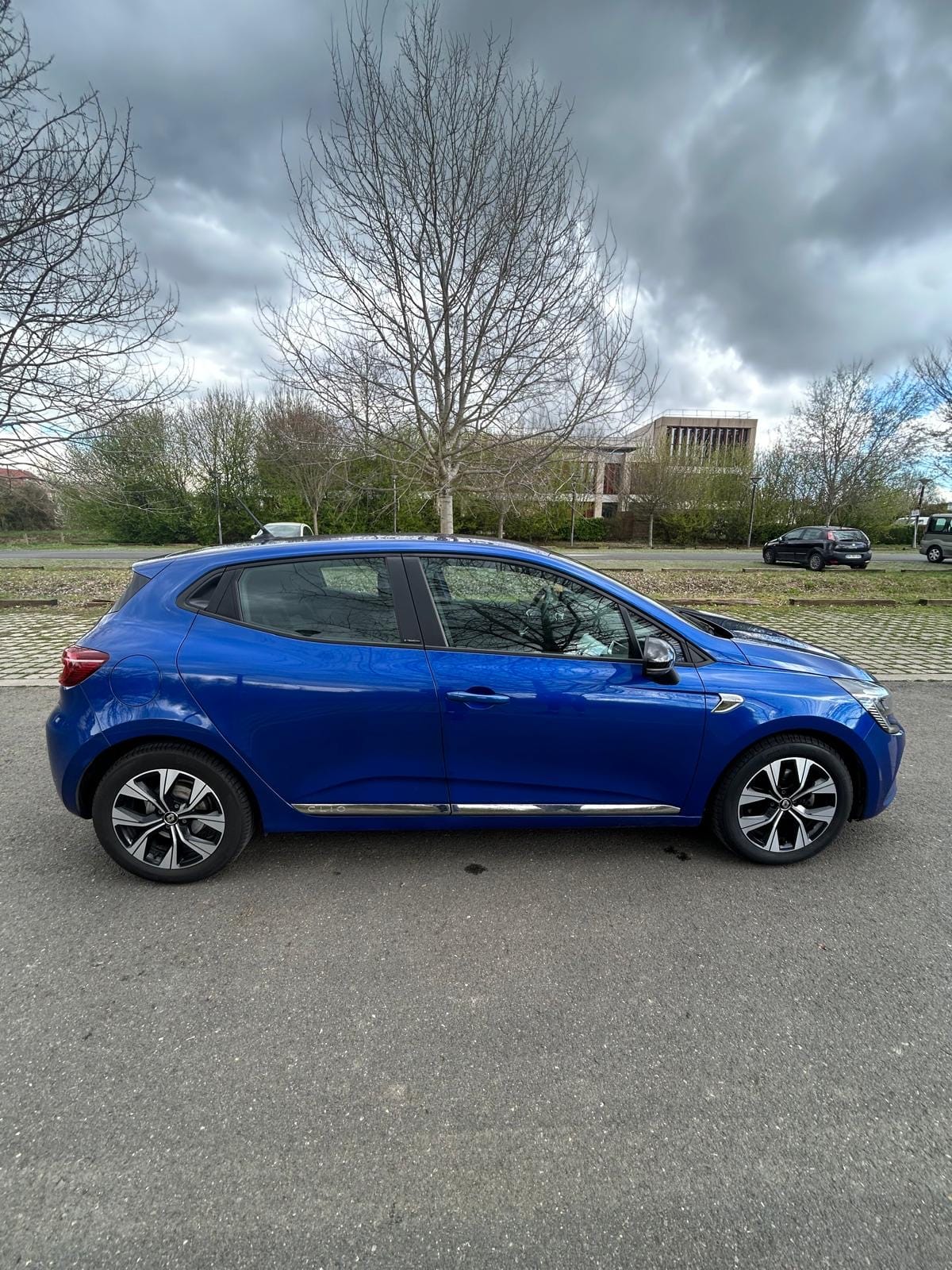 Renault Clio E-tech avec Climatisation