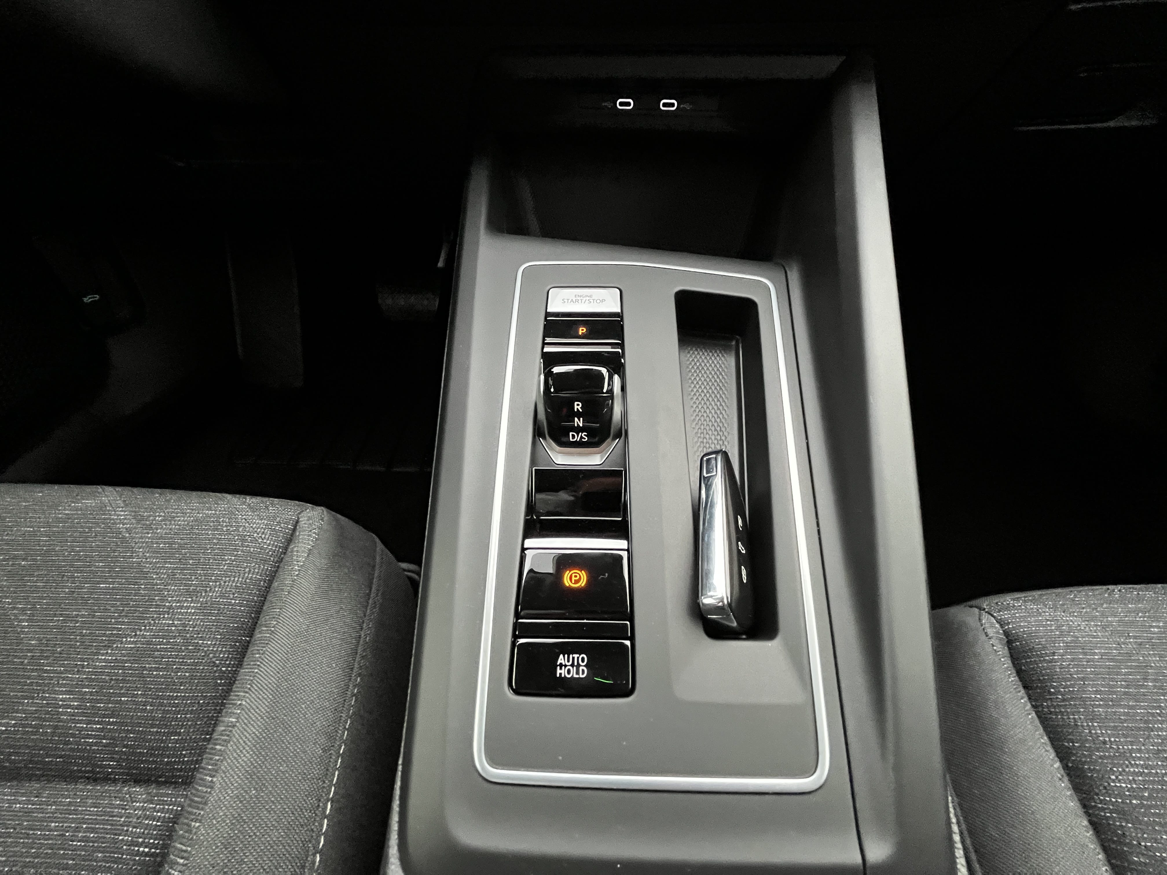 Volkswagen Golf R Line avec Entrée audio / iPod