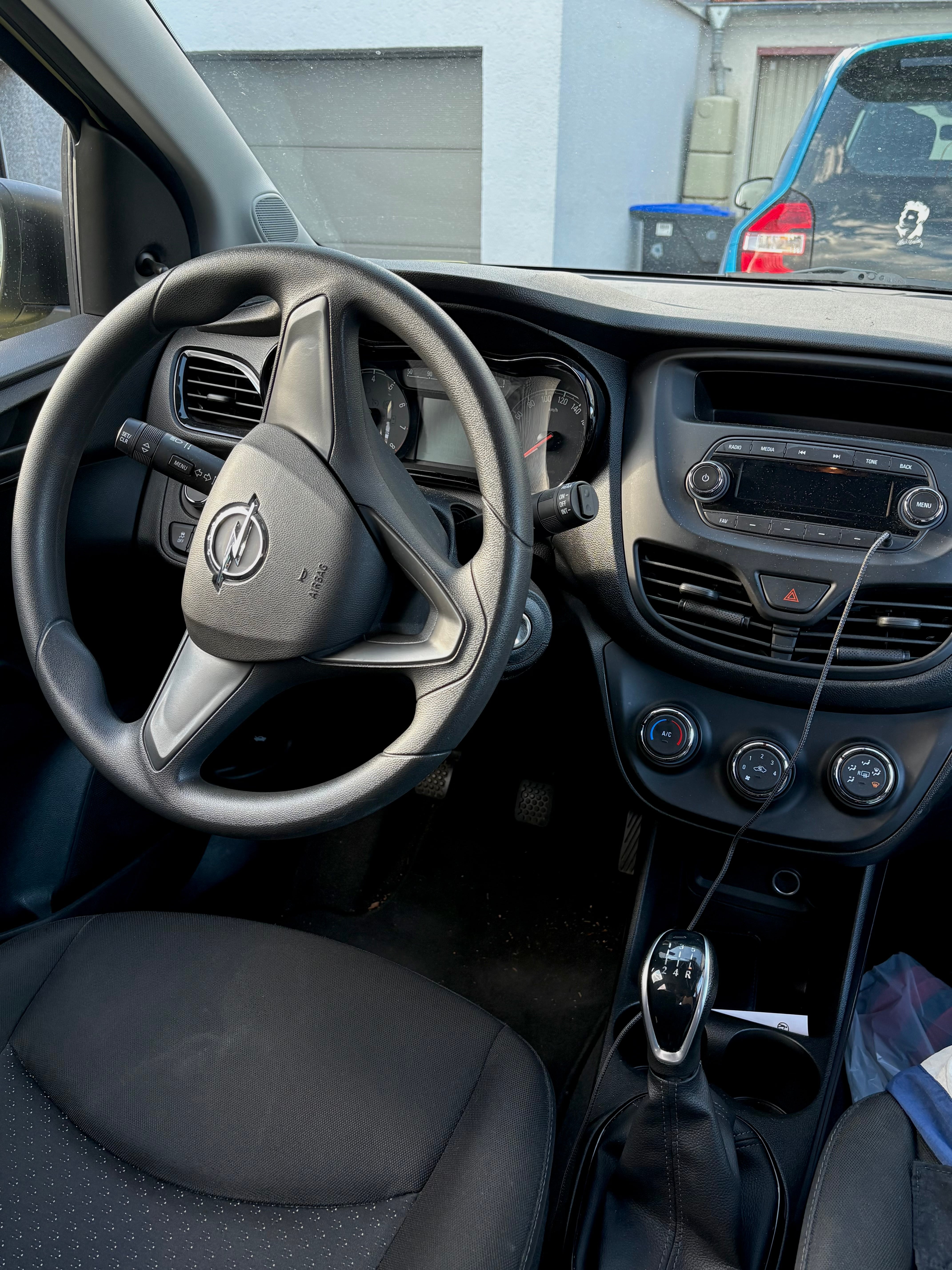 Opel Karl mit Audio-/iPod-Zugang