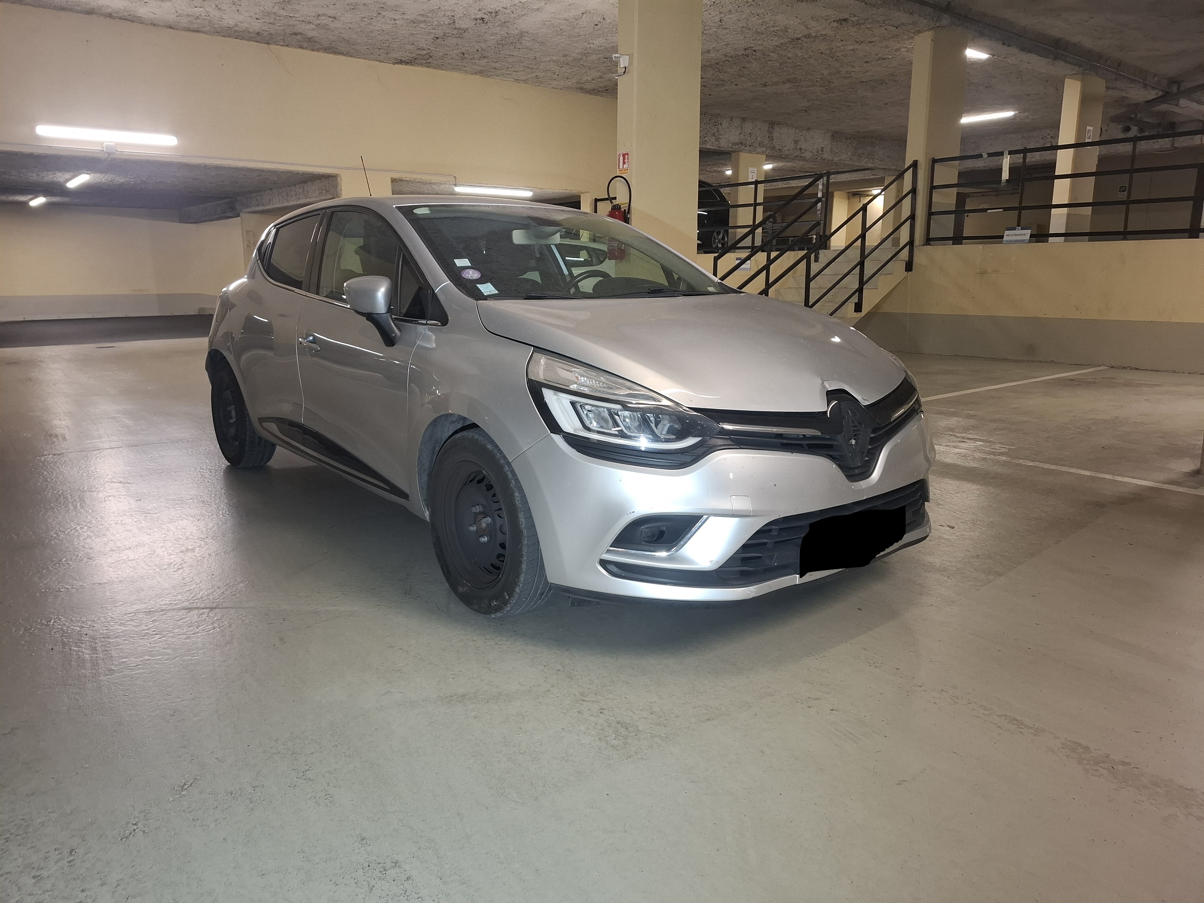 Renault Clio FC563 avec Audio Bluetooth