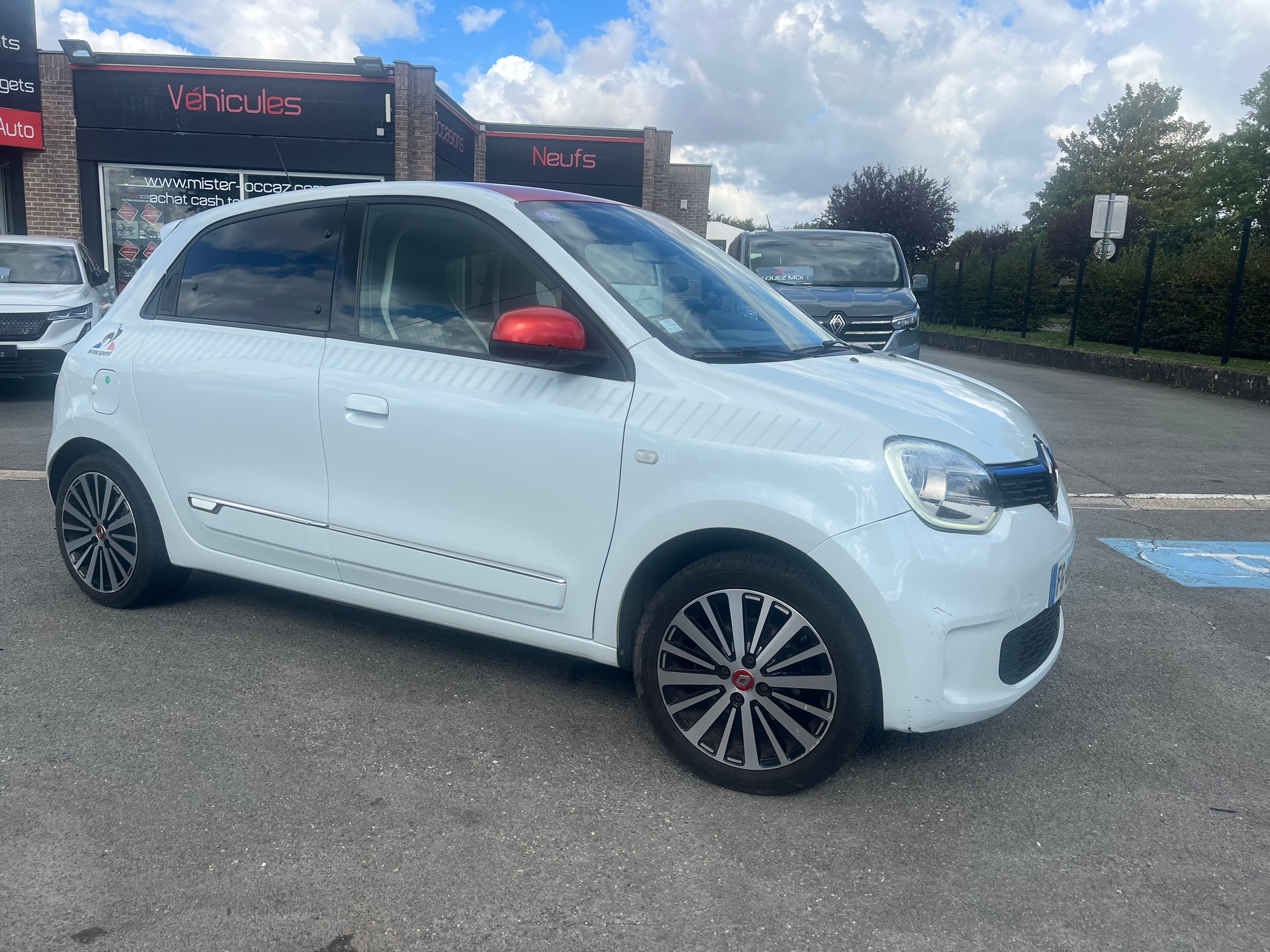 Renault Twingo III, 2019, Essence 95, automatique