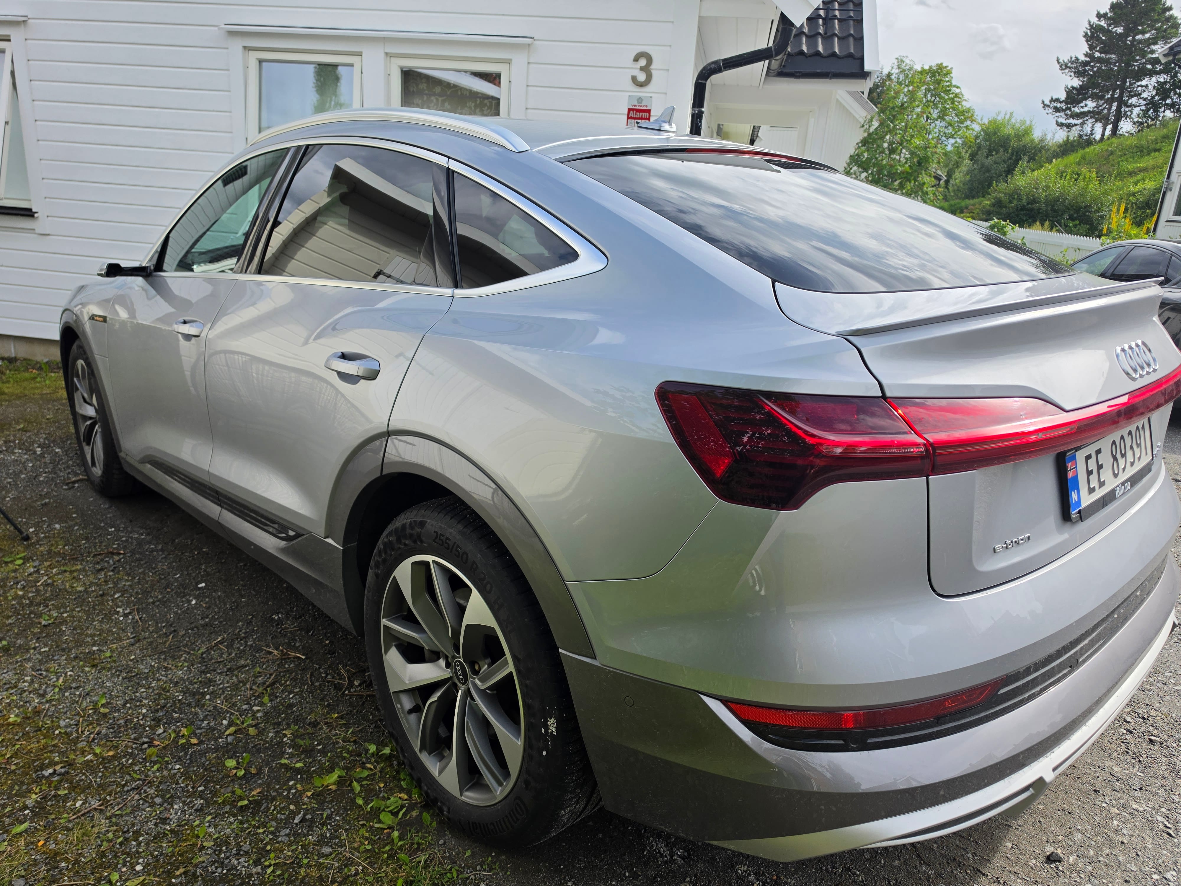 Audi e-tron Sportback med Ryggekamera