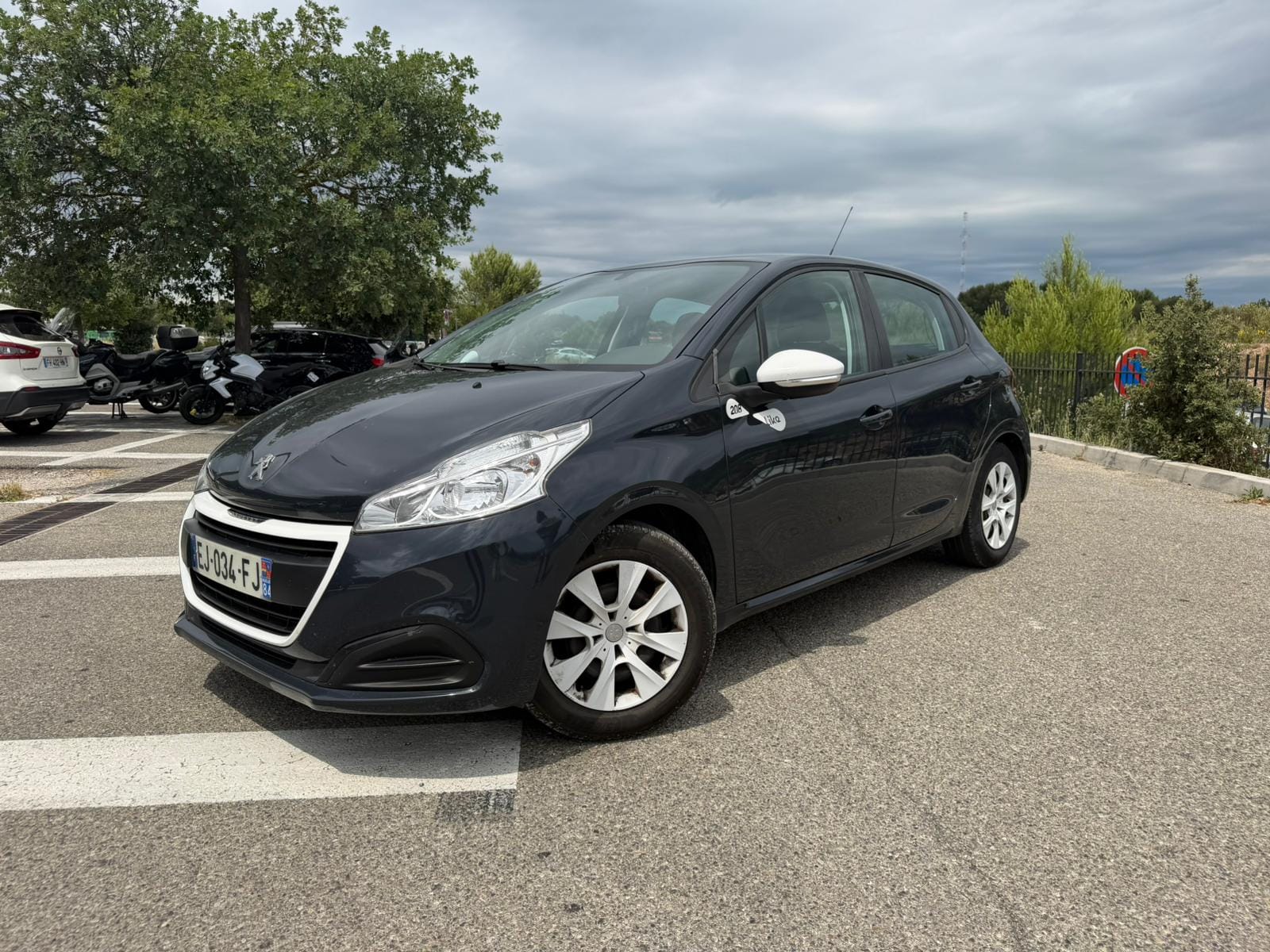 Peugeot 208, 2017, Essence 95