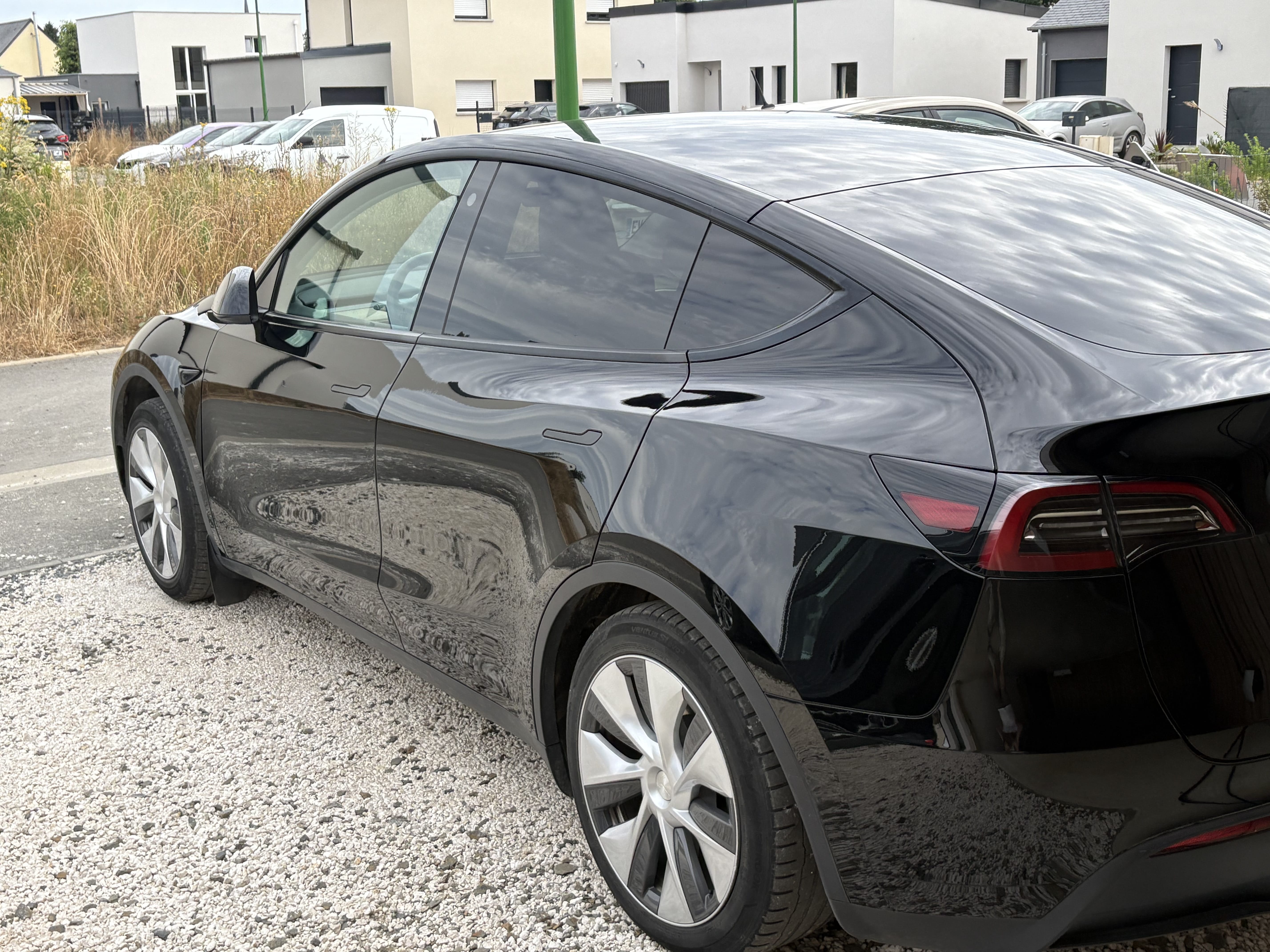 Tesla Model Y Standard Range avec Caméra de recul