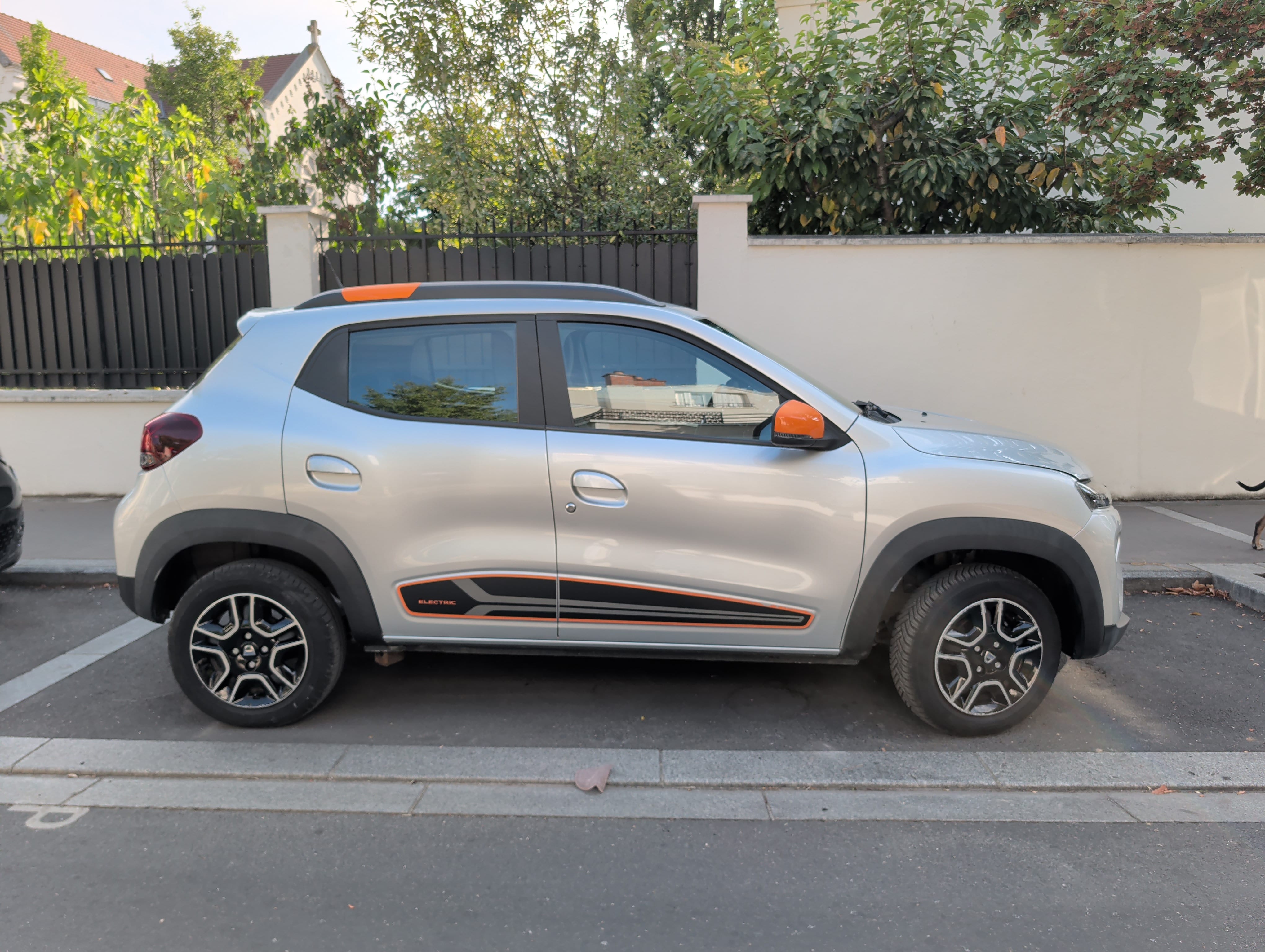 Dacia Spring avec Climatisation