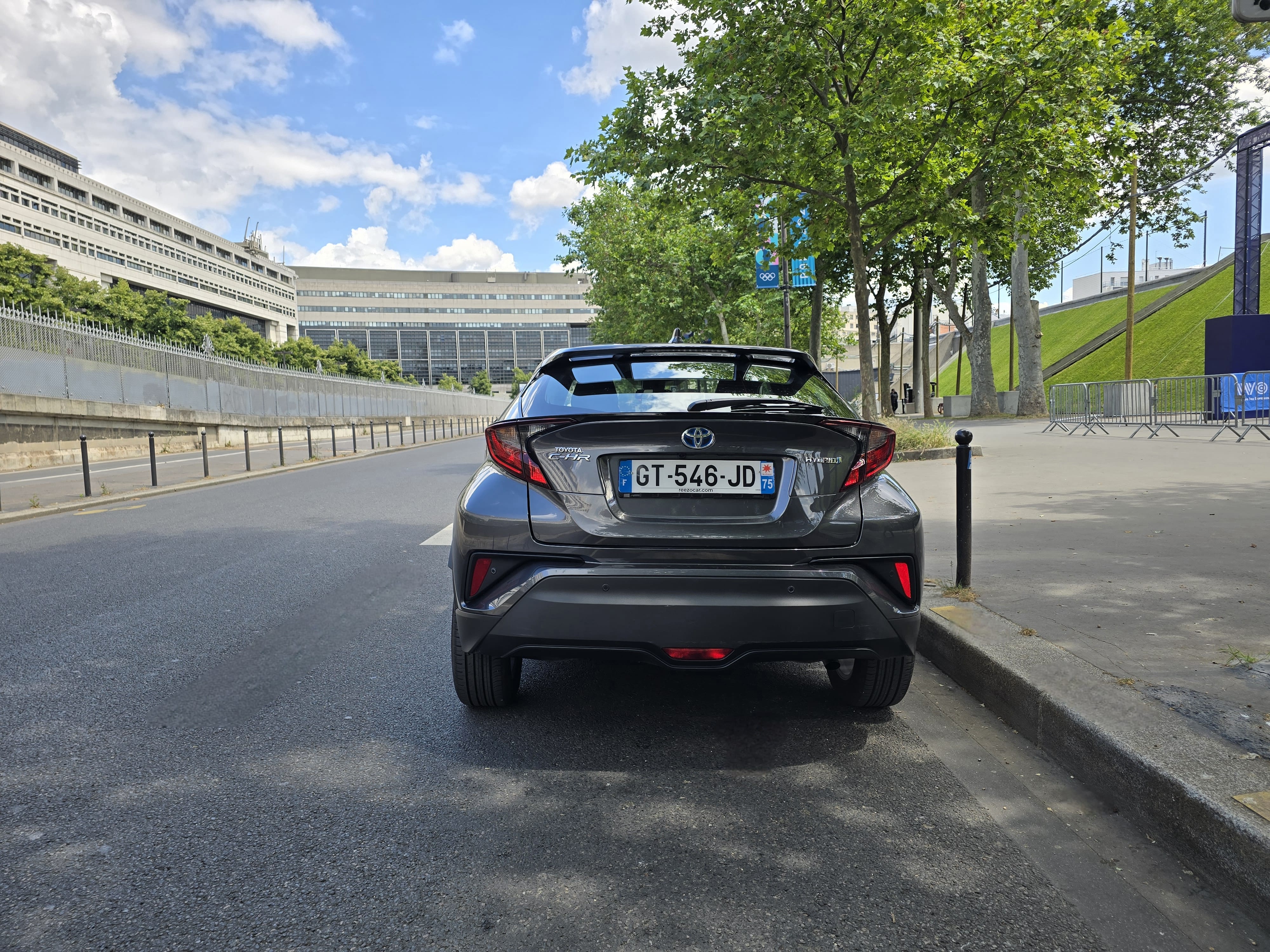 Toyota C-HR 2023 Hybride à Gare de Lyon! avec Régulateur de vitesse
