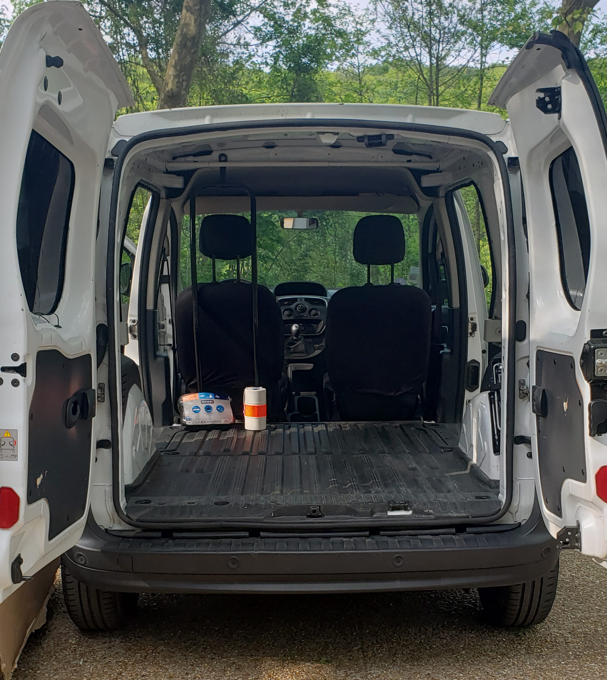 Renault Kangoo Fourgon avec Entrée audio / iPod