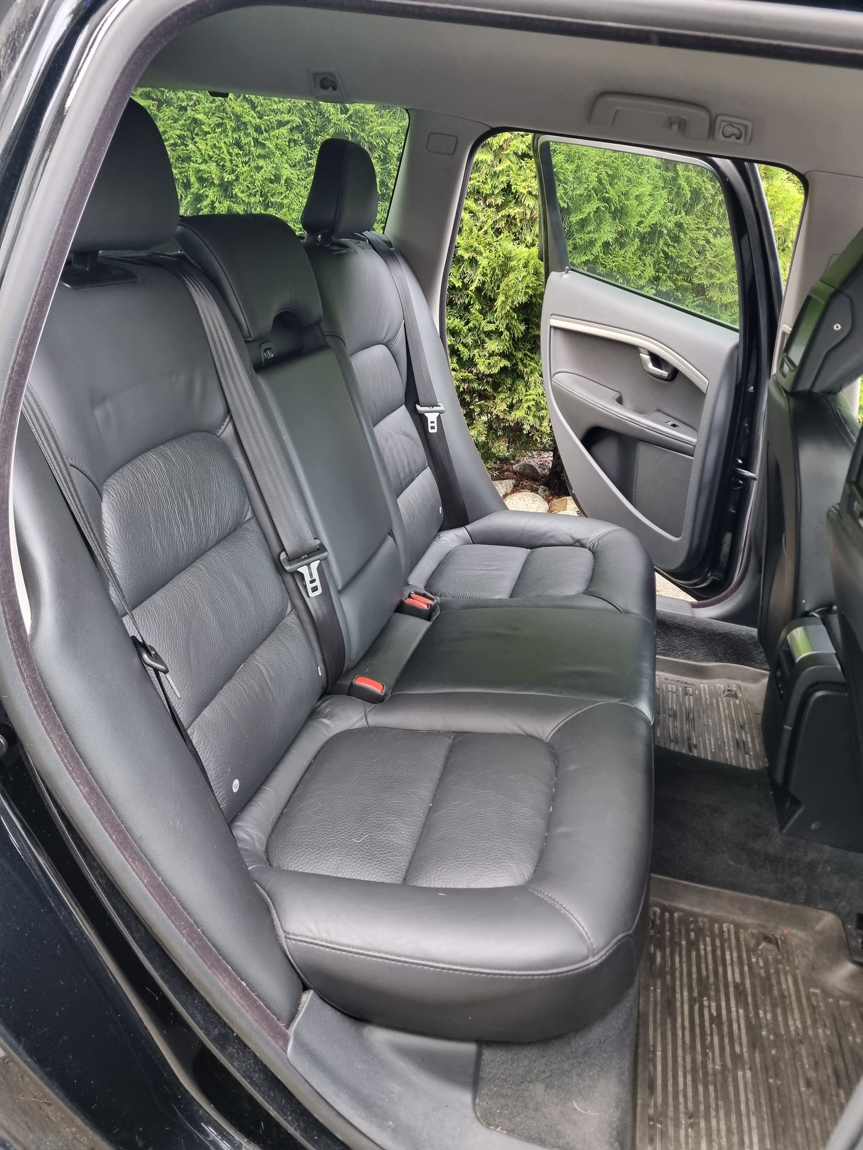 Volvo V70 med Bilradio