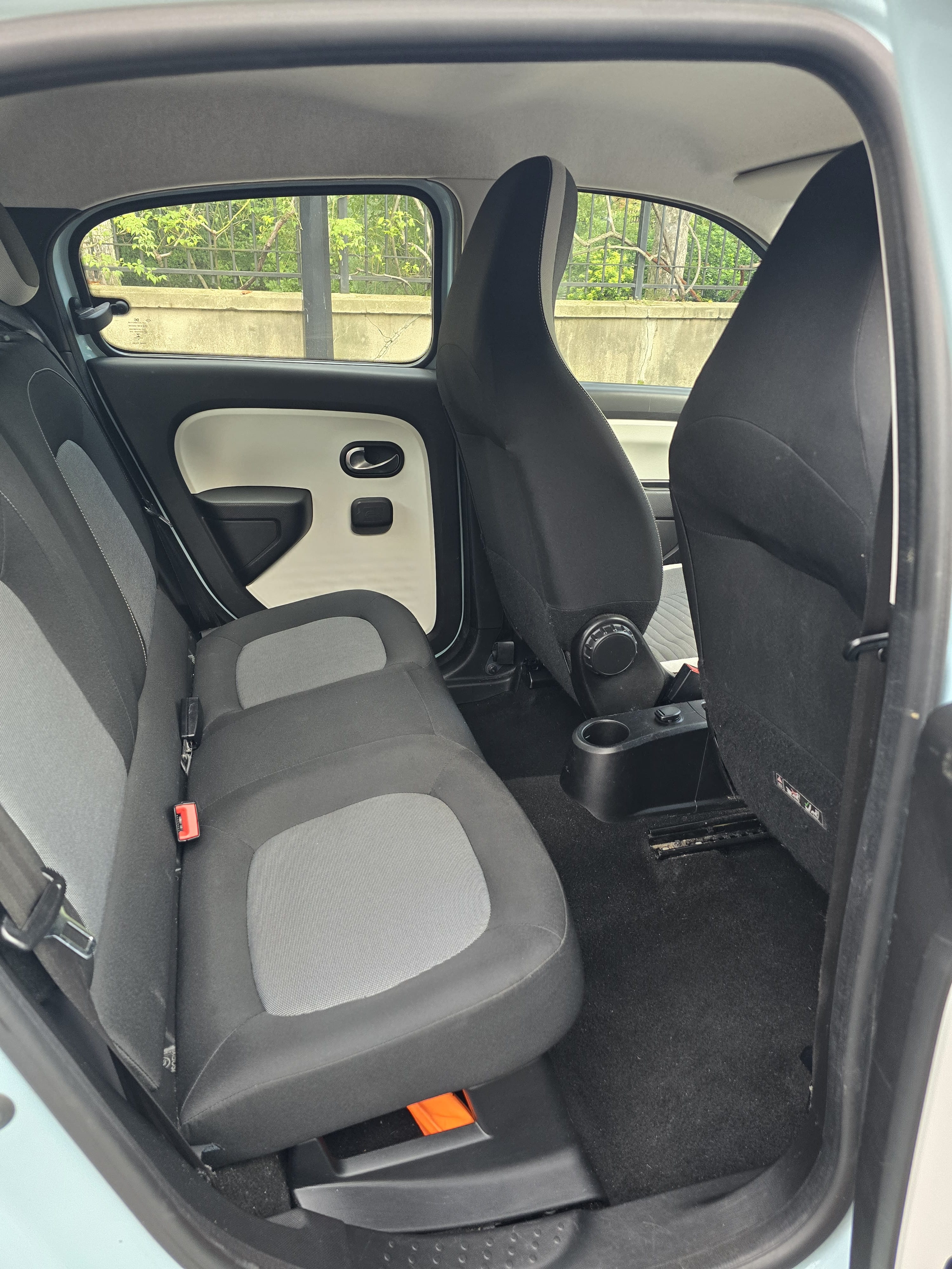 Renault Twingo III avec Entrée audio / iPod