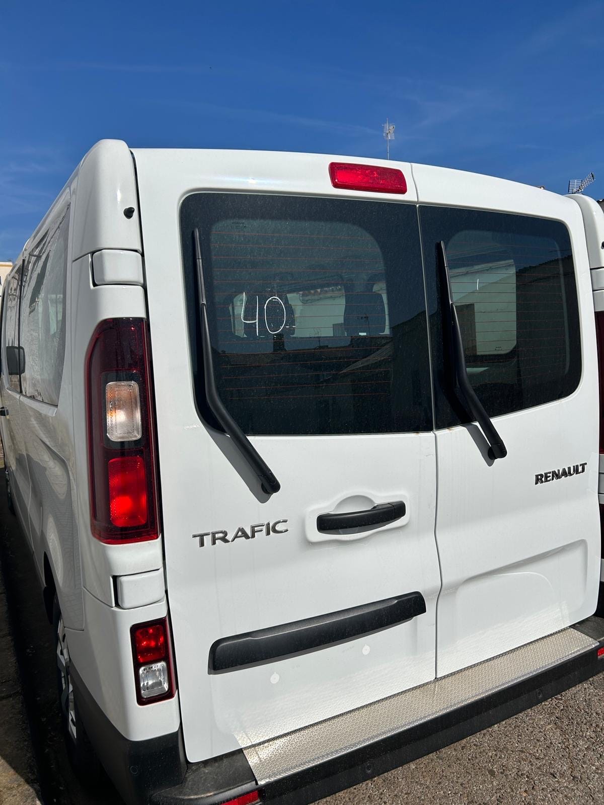 Renault Trafic Passenger mit Klimaanlage