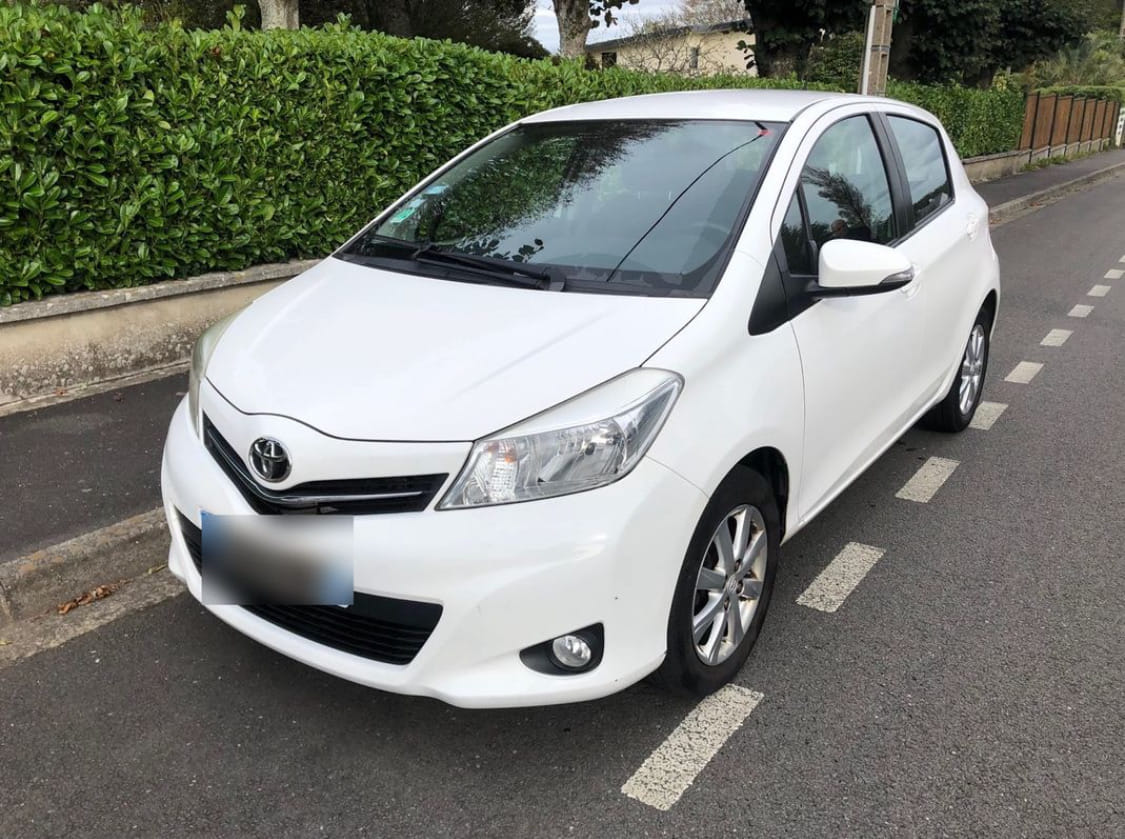 Toyota Yaris, 2014, Essence 95