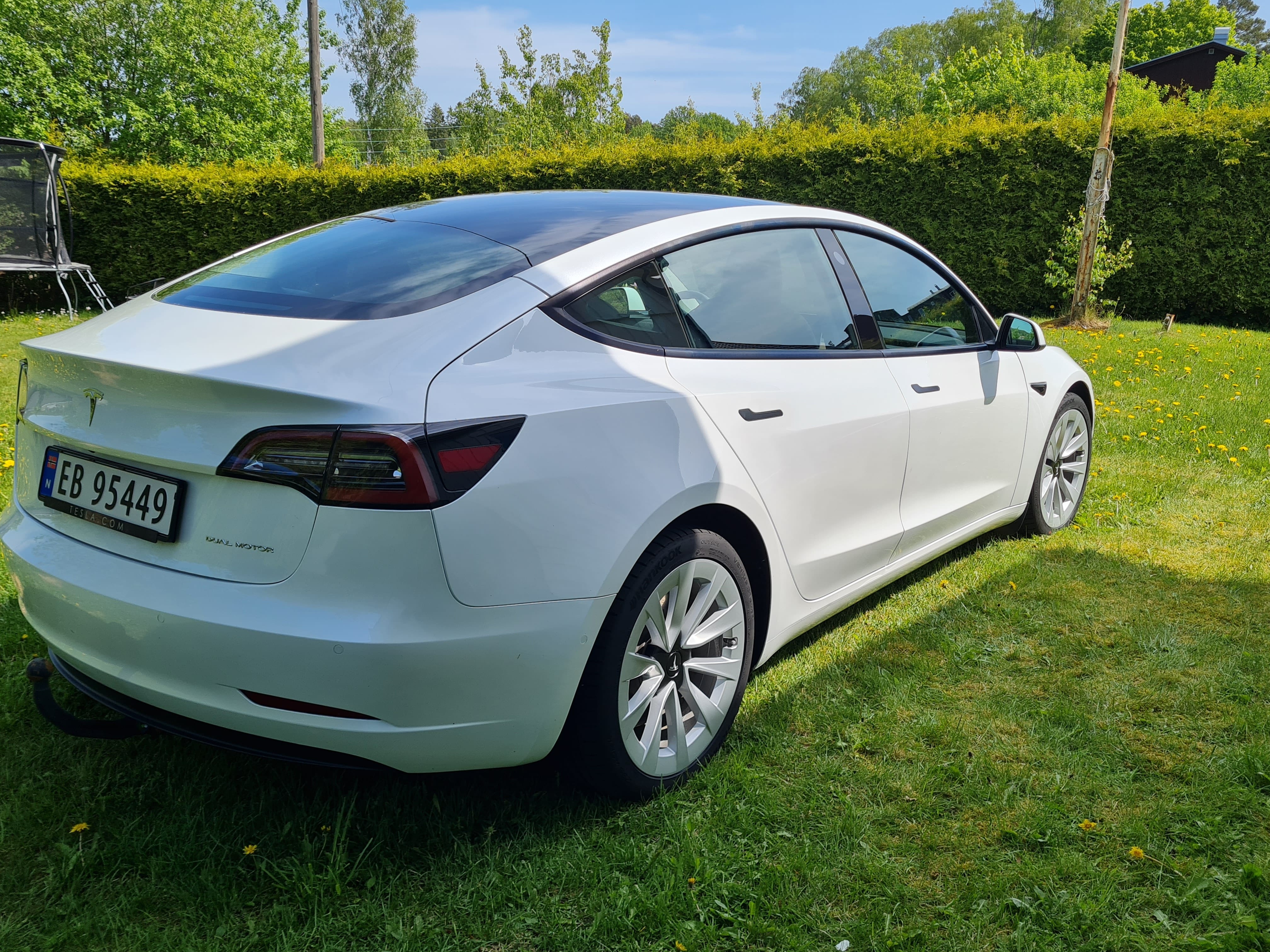 Tesla Model 3 med GPS