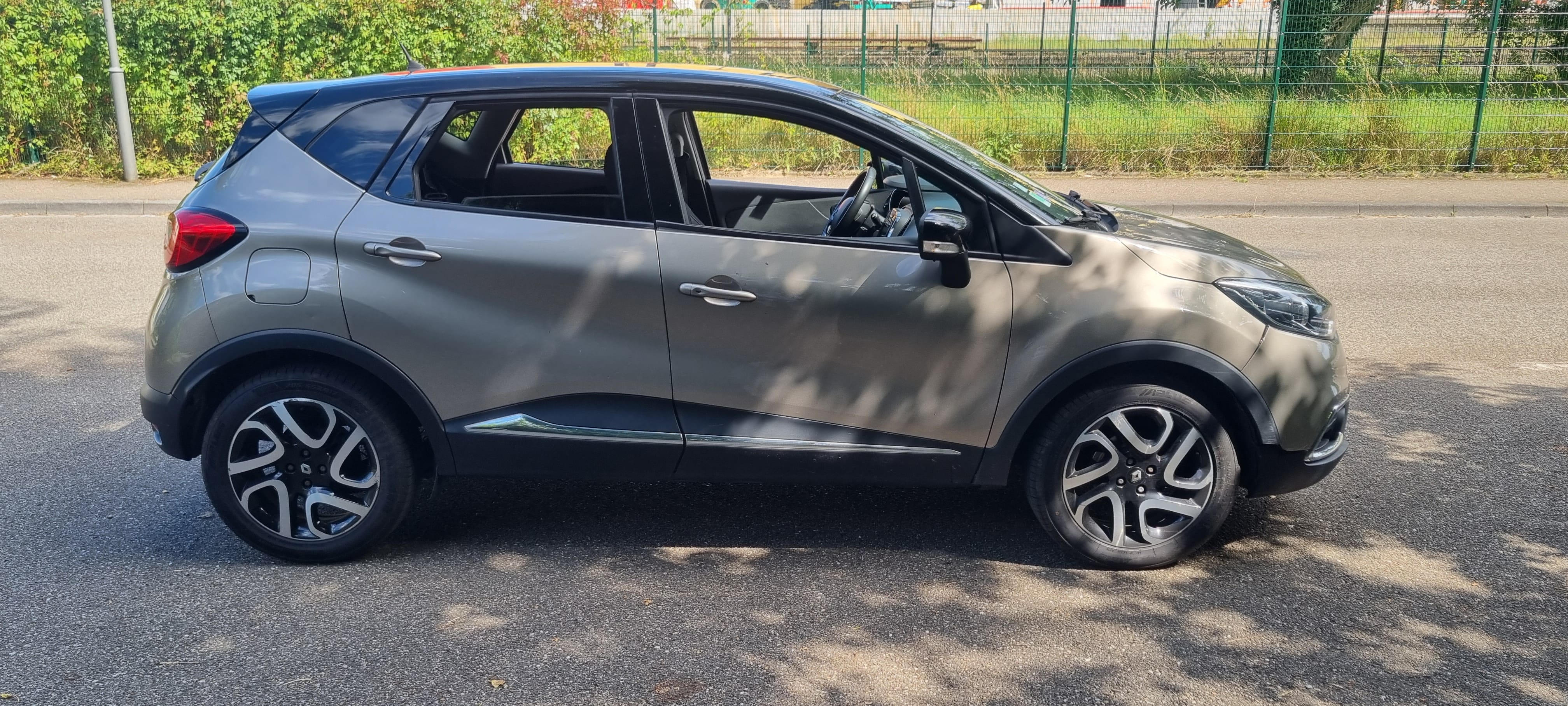 Renault Captur 1.2TCe avec Climatisation