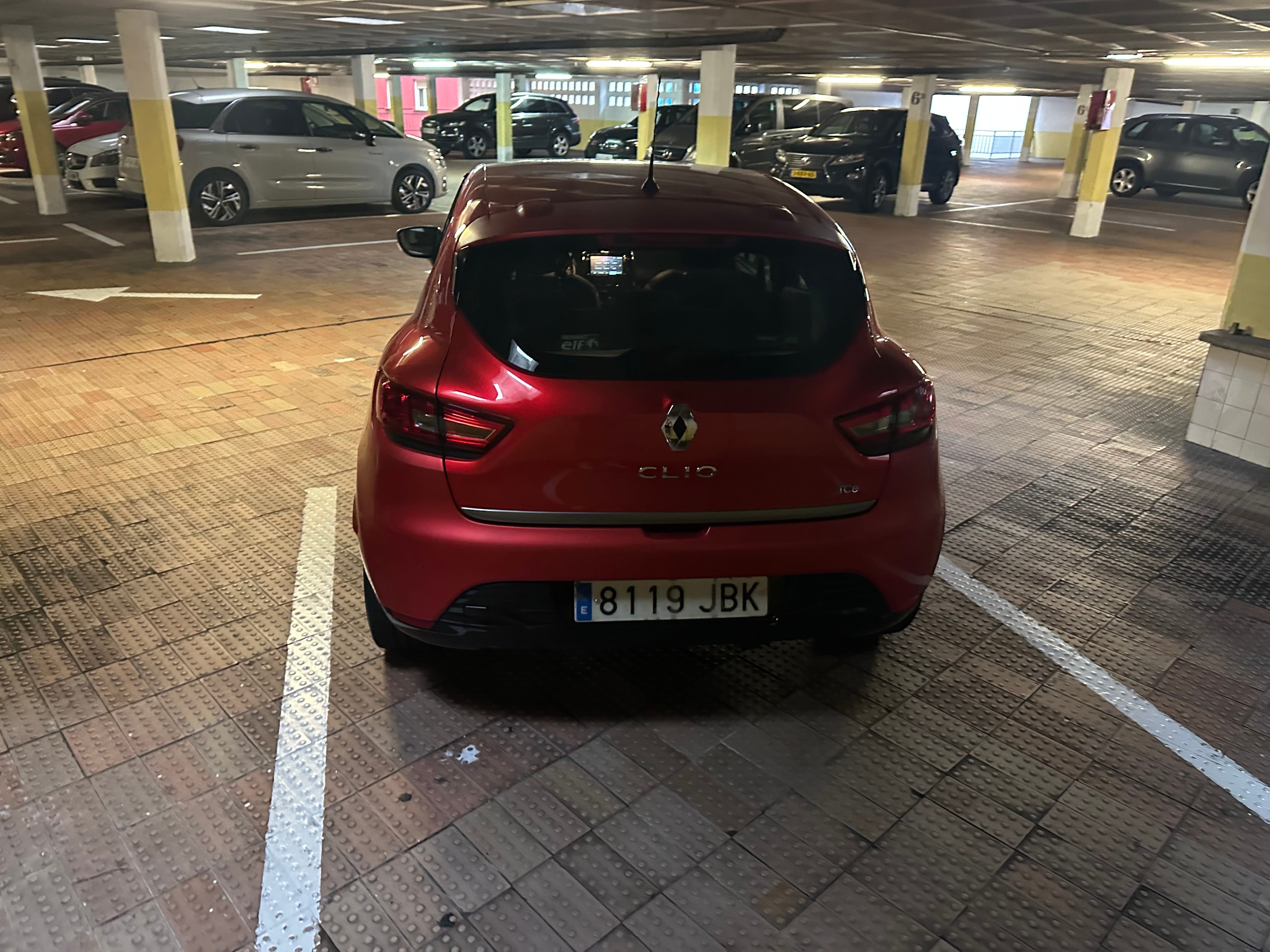 Renault Clio con Control de velocidad