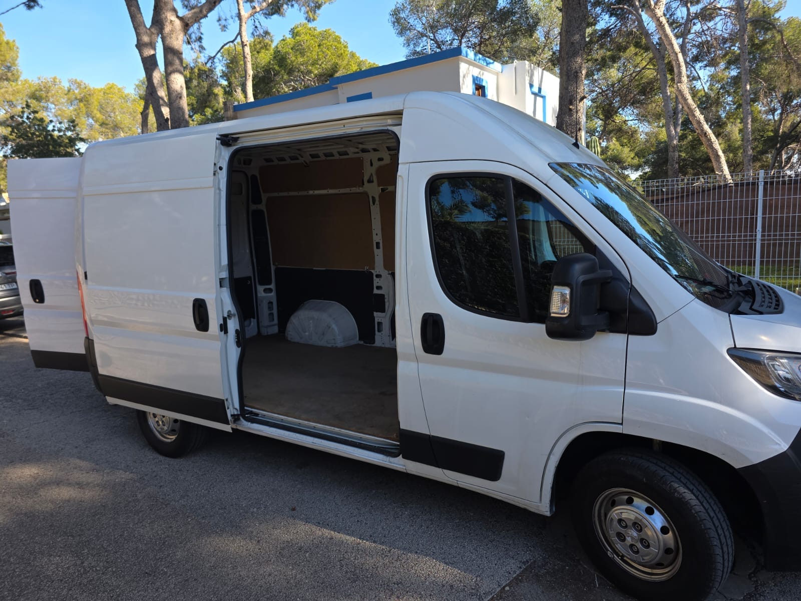 Peugeot Boxer con Aire acondicionado
