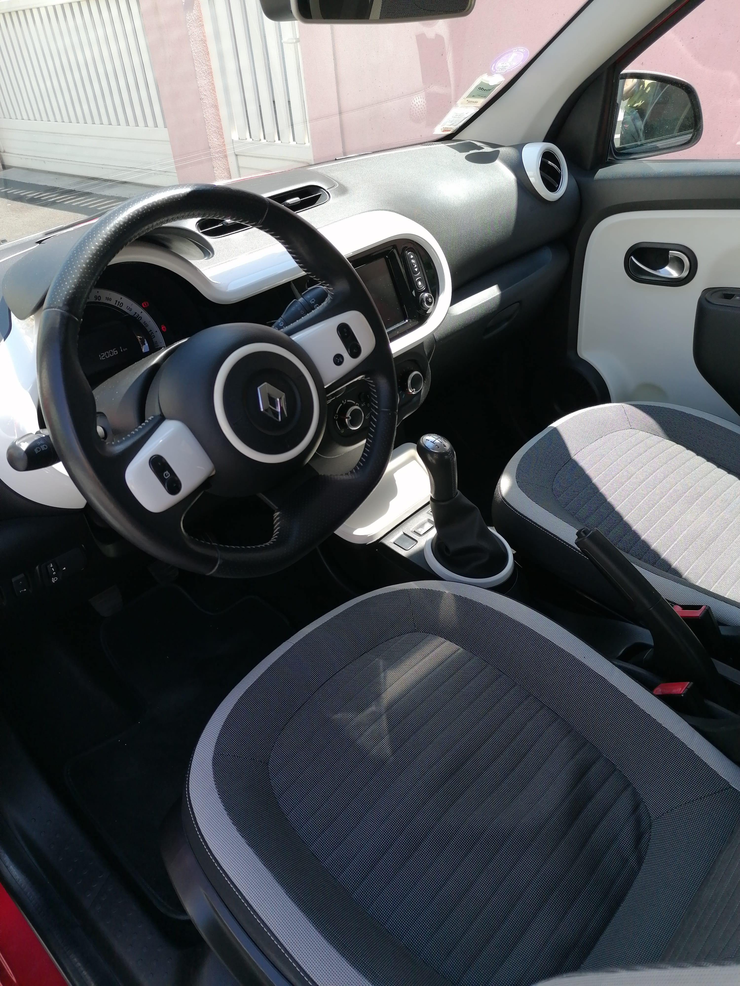 Renault Twingo III Intense avec Port USB