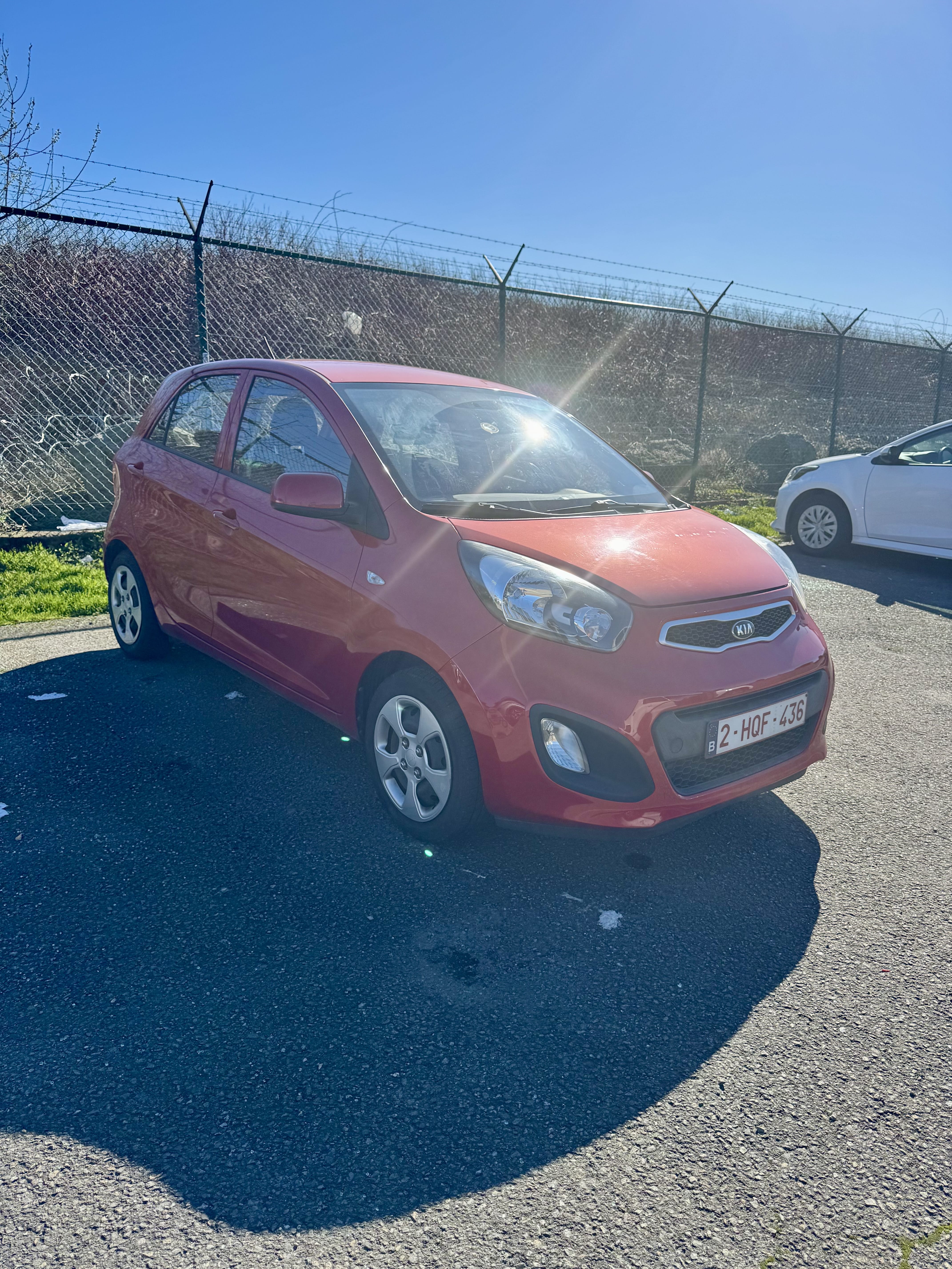 Kia Picanto 1.0 Essence Airport avec Climatisation