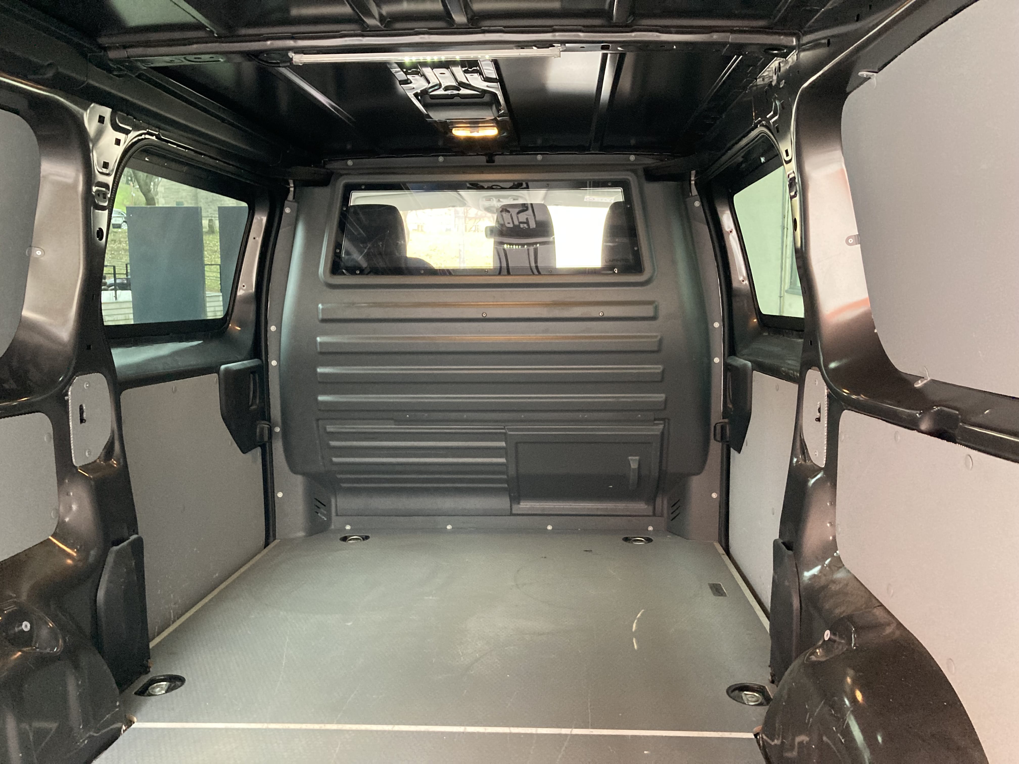 Peugeot Expert med Apple CarPlay