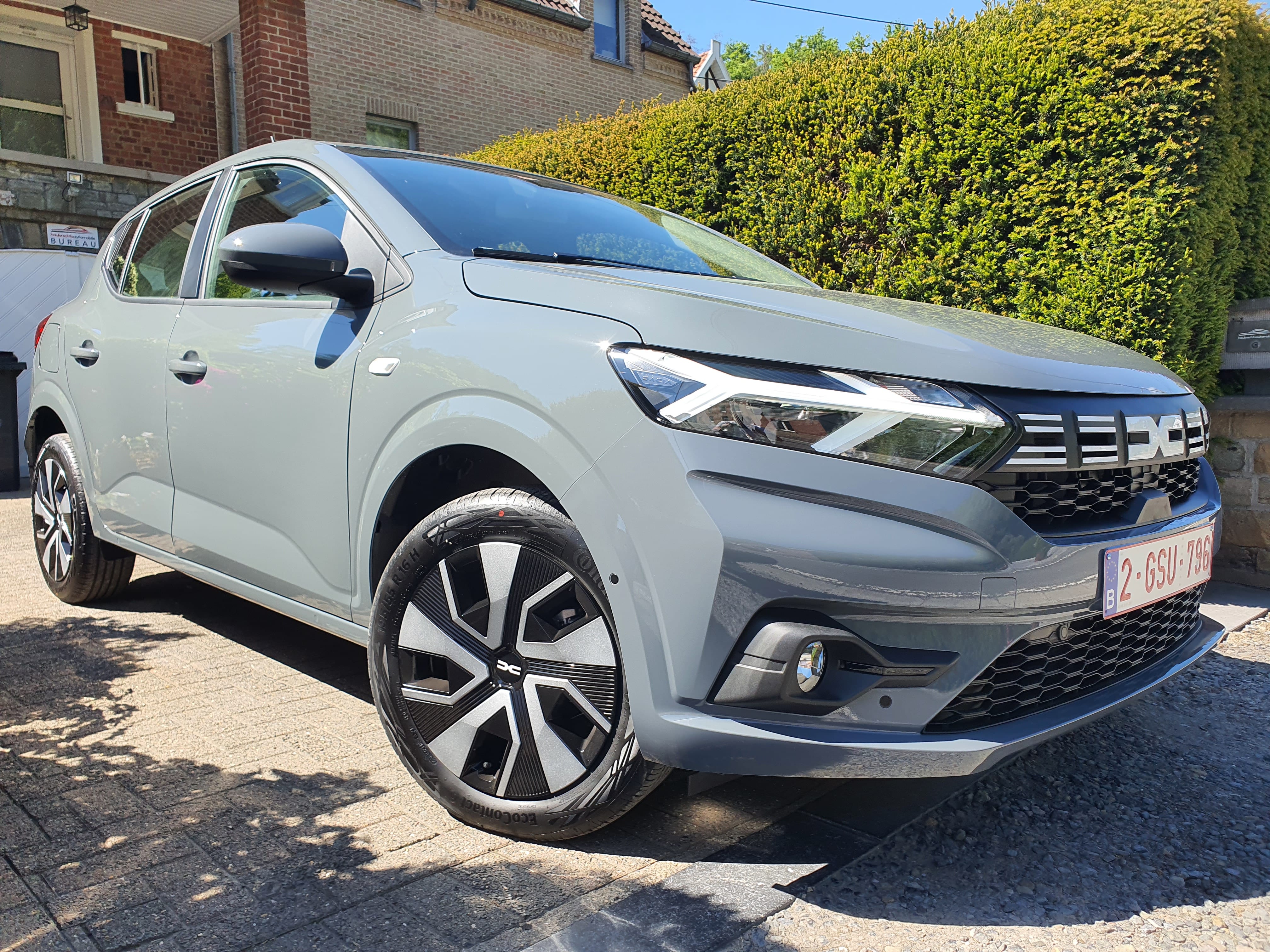 Dacia Sandero Expression 0.9 TCe, 2025, Euro 95 (E10)