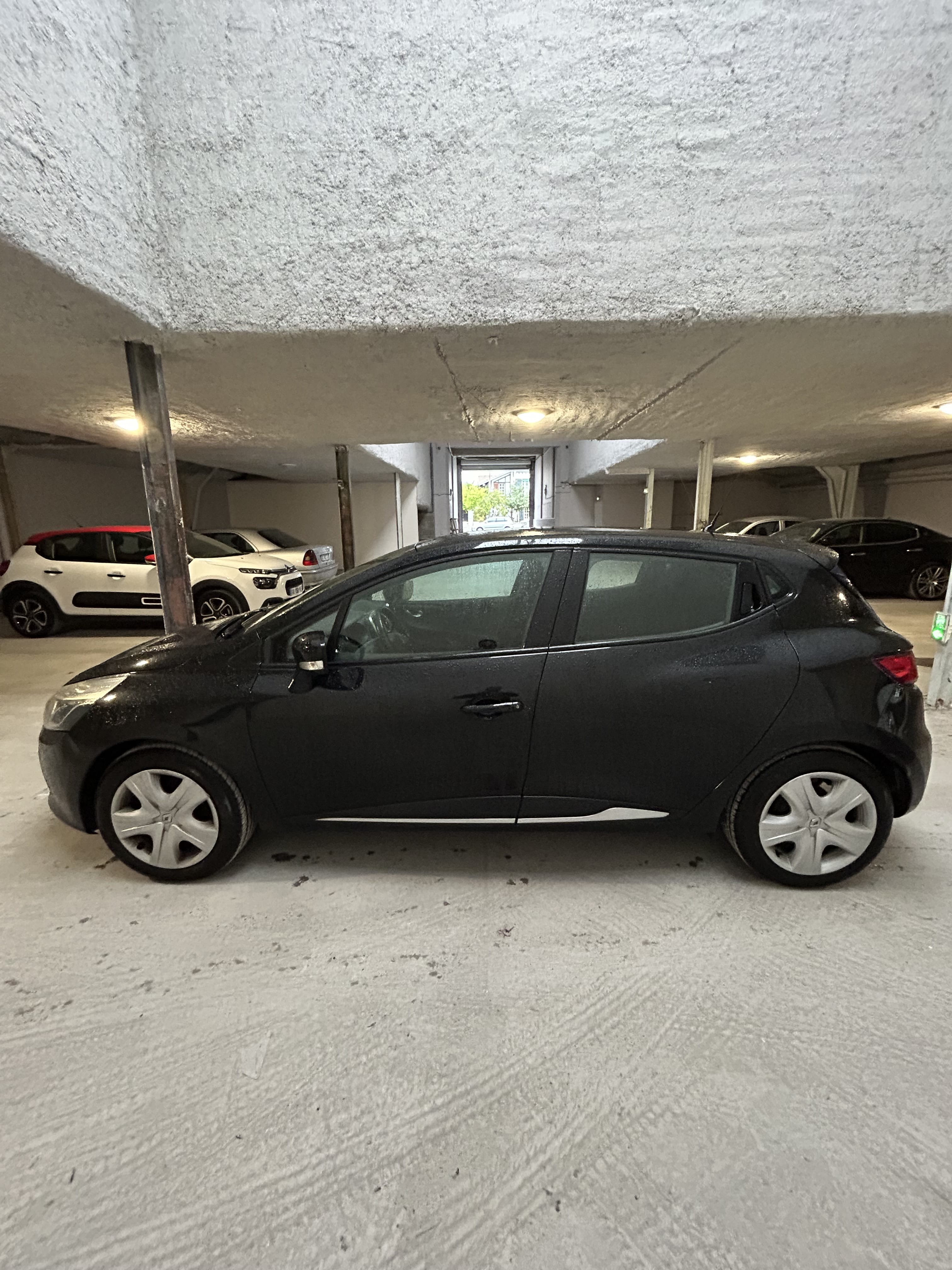 Renault Clio avec Climatisation