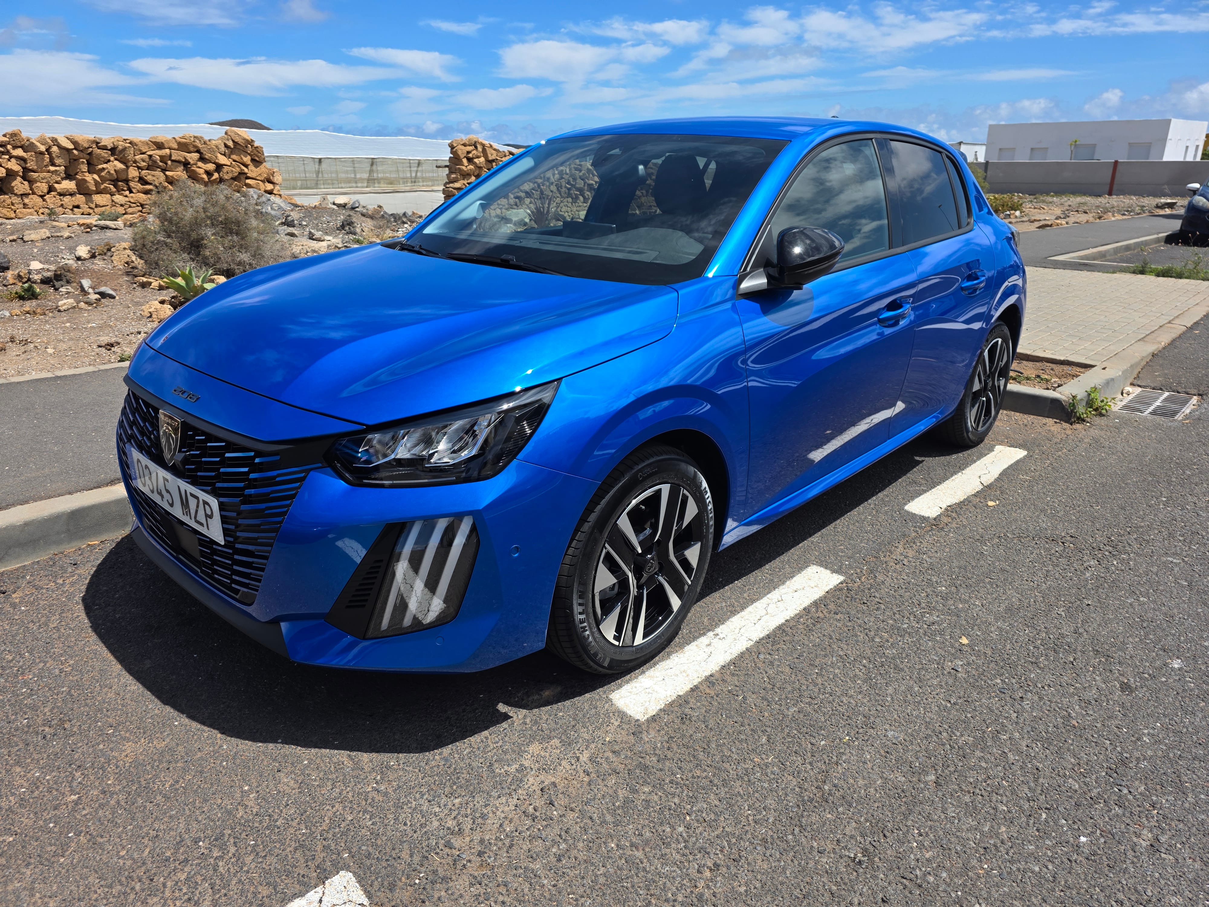 Peugeot 208, 2025, Gasolina 95, Automático