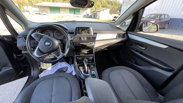 BMW Série 2 Active Tourer Louez la BMW Série 2 Active Tourer Pack M – Élégance, Espace & Sportivité à Bordeaux ! avec Pneus neige