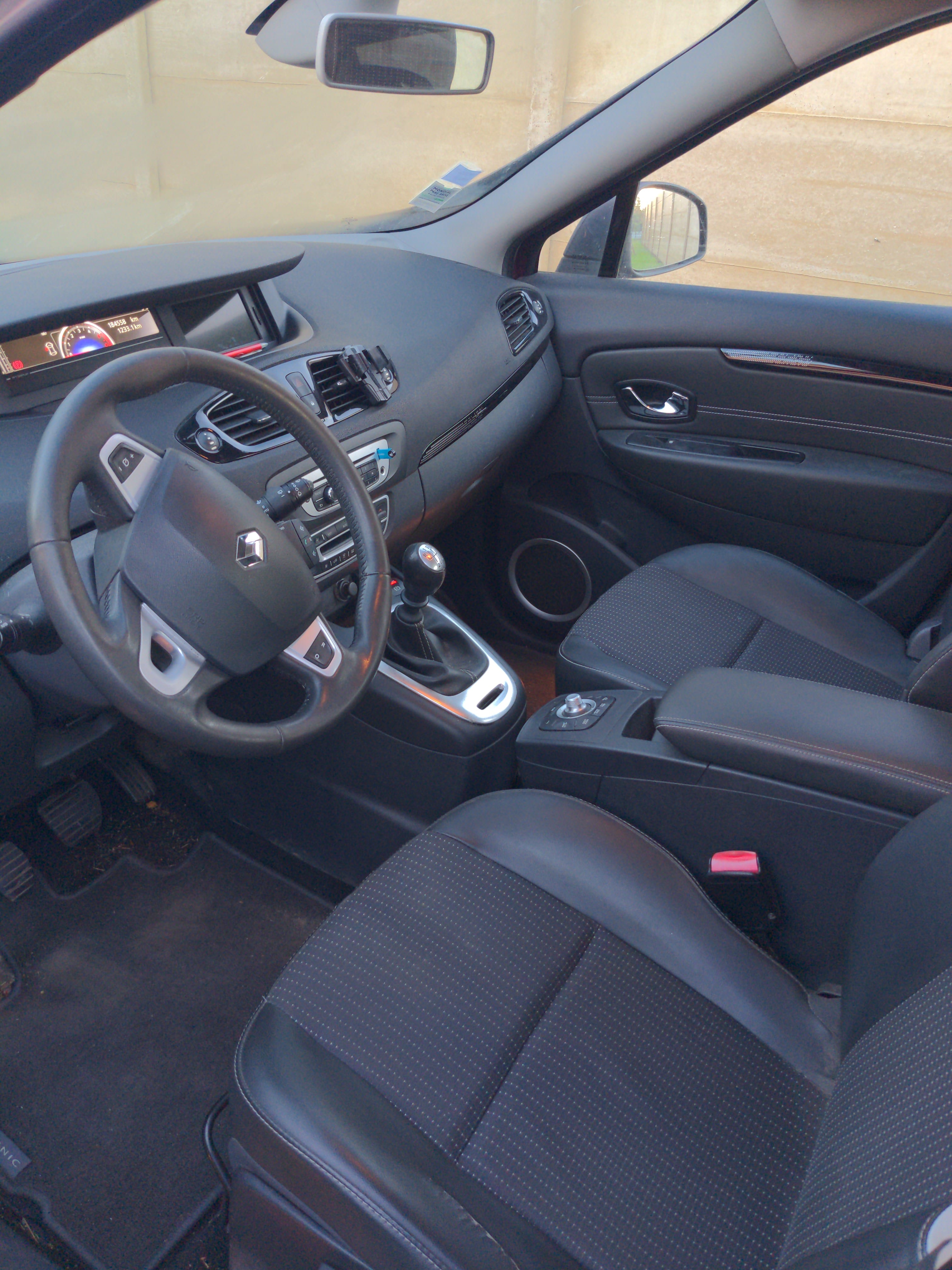 Renault Scenic avec Régulateur de vitesse