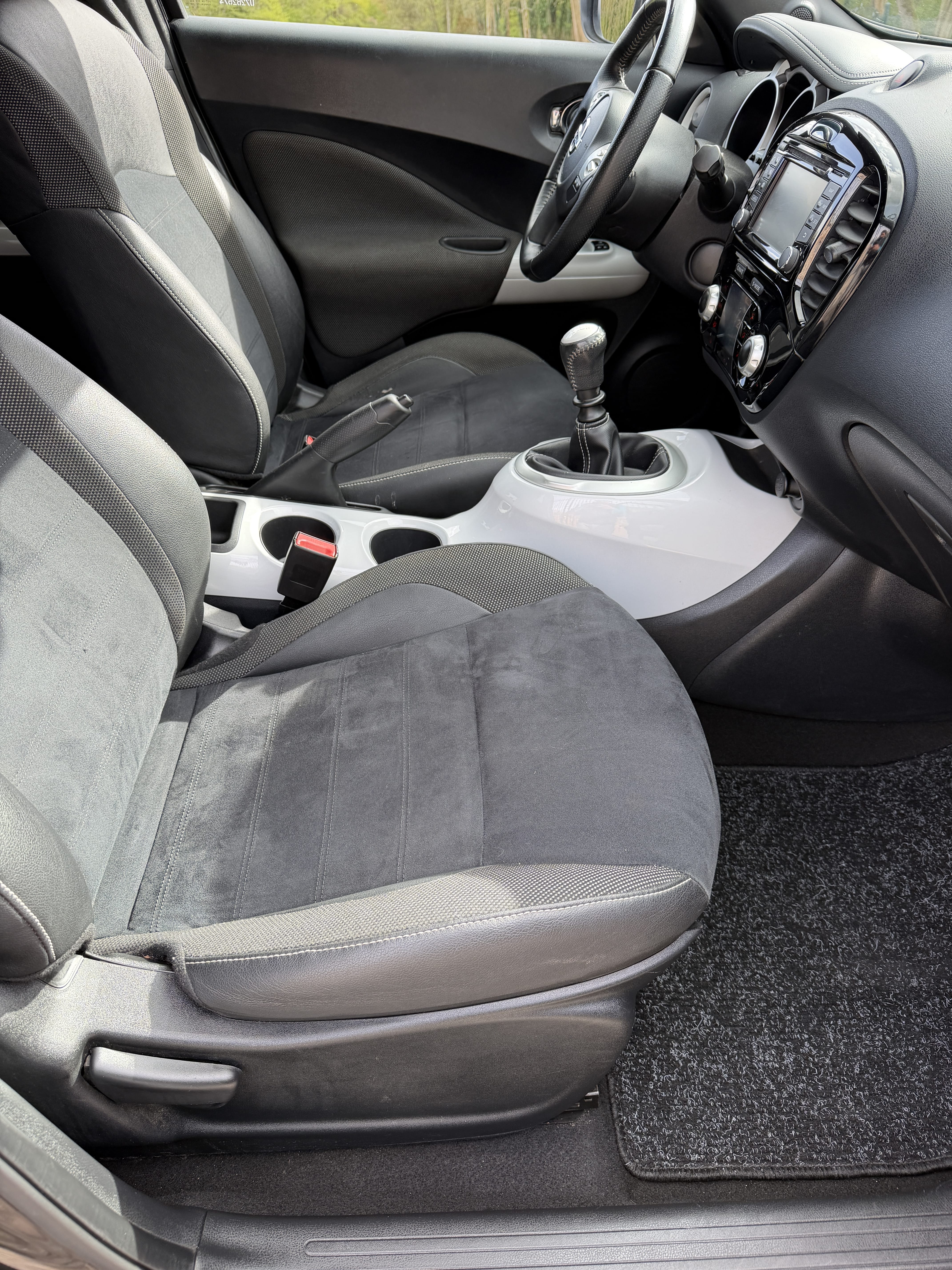 Nissan Juke avec Autoradio