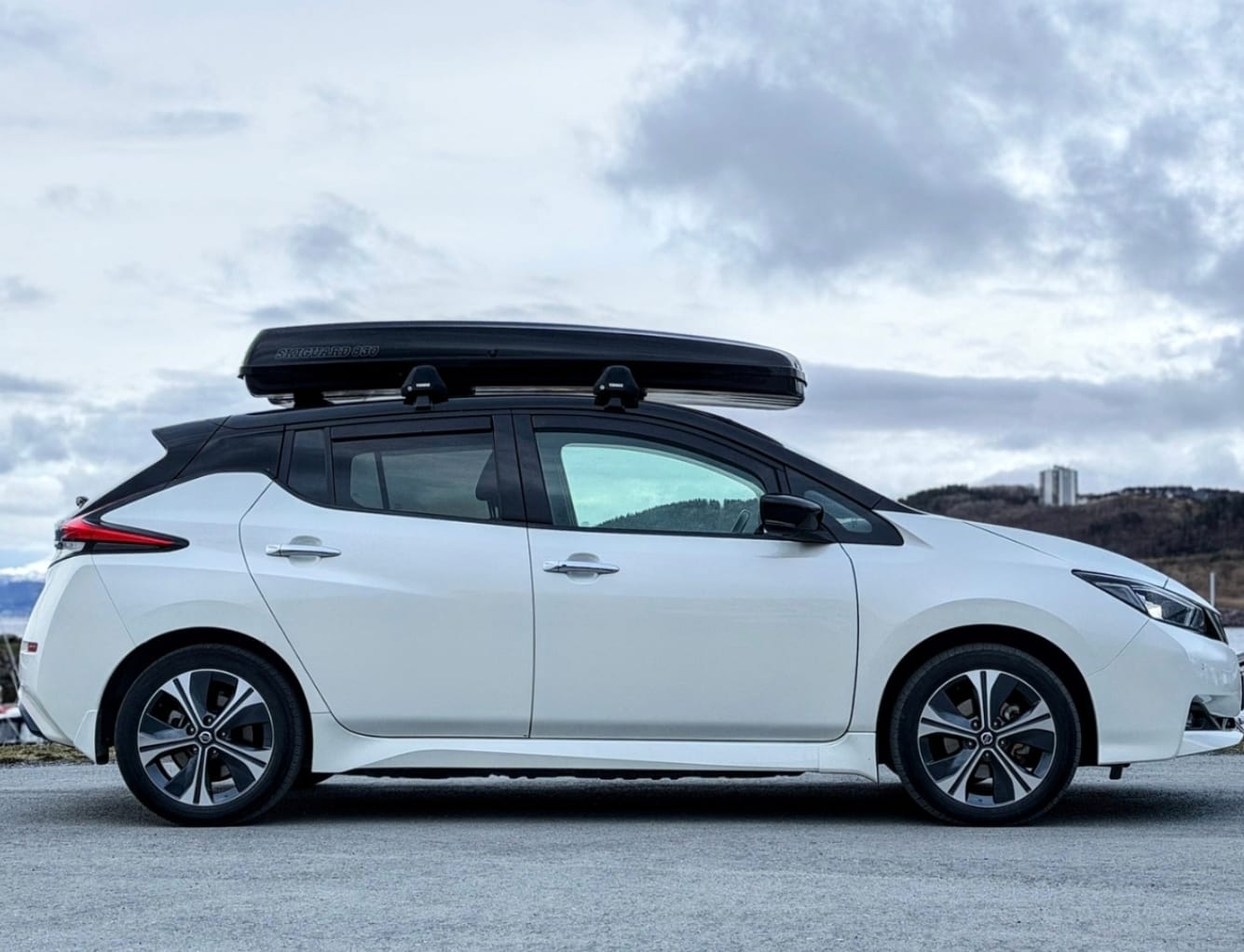 Nissan Leaf SL Plus med Aircondition
