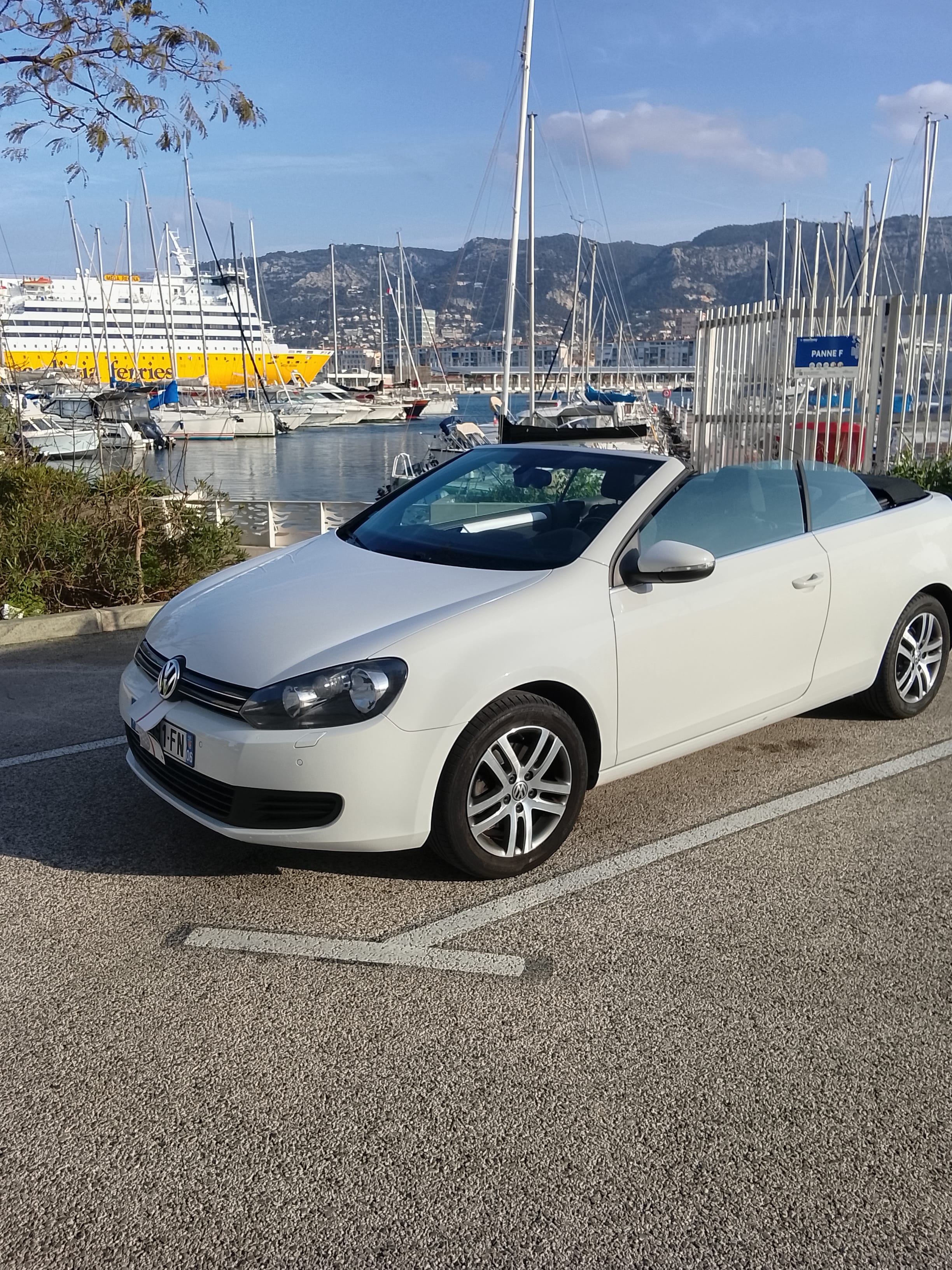 Volkswagen Golf Cabriolet, 2013, Essence 95