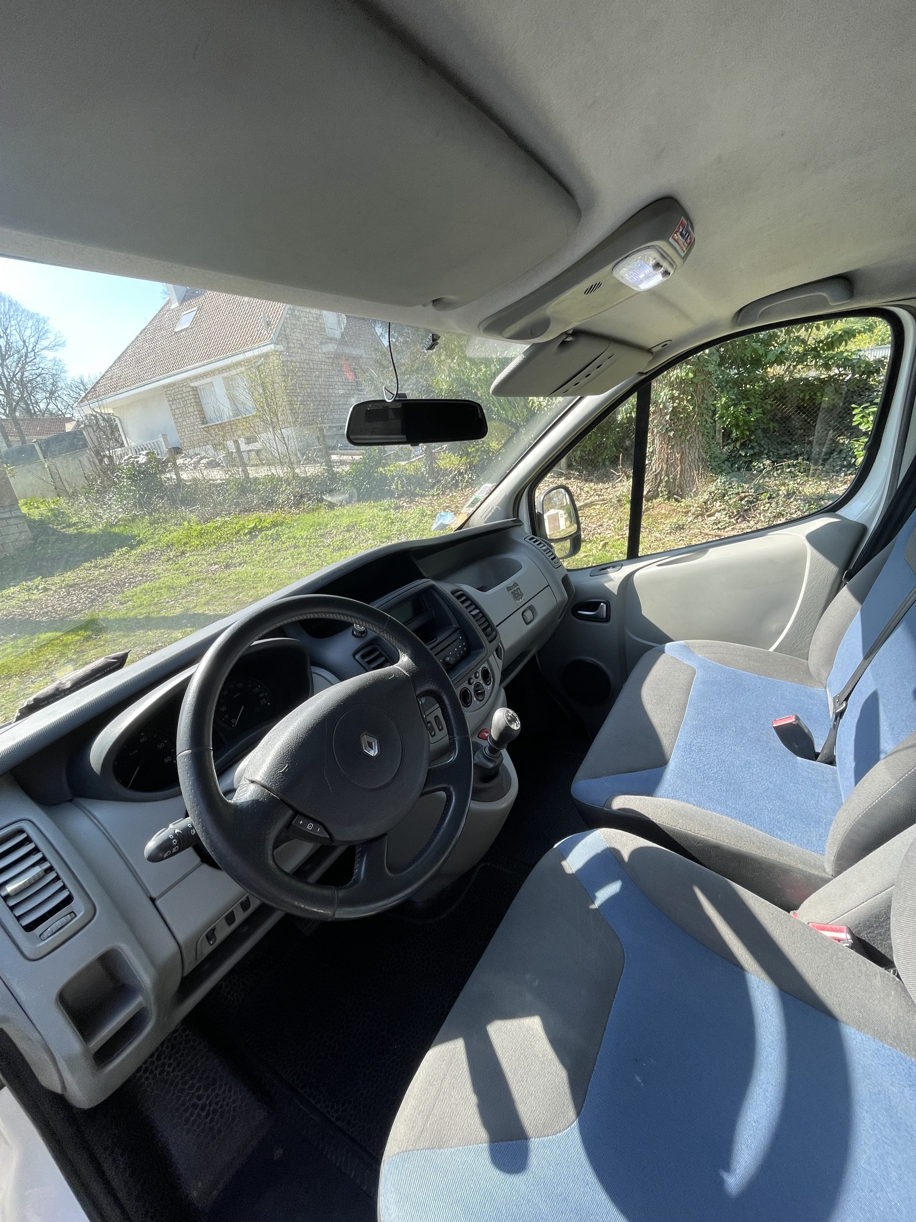 Renault Trafic L2H1 avec Audio Bluetooth