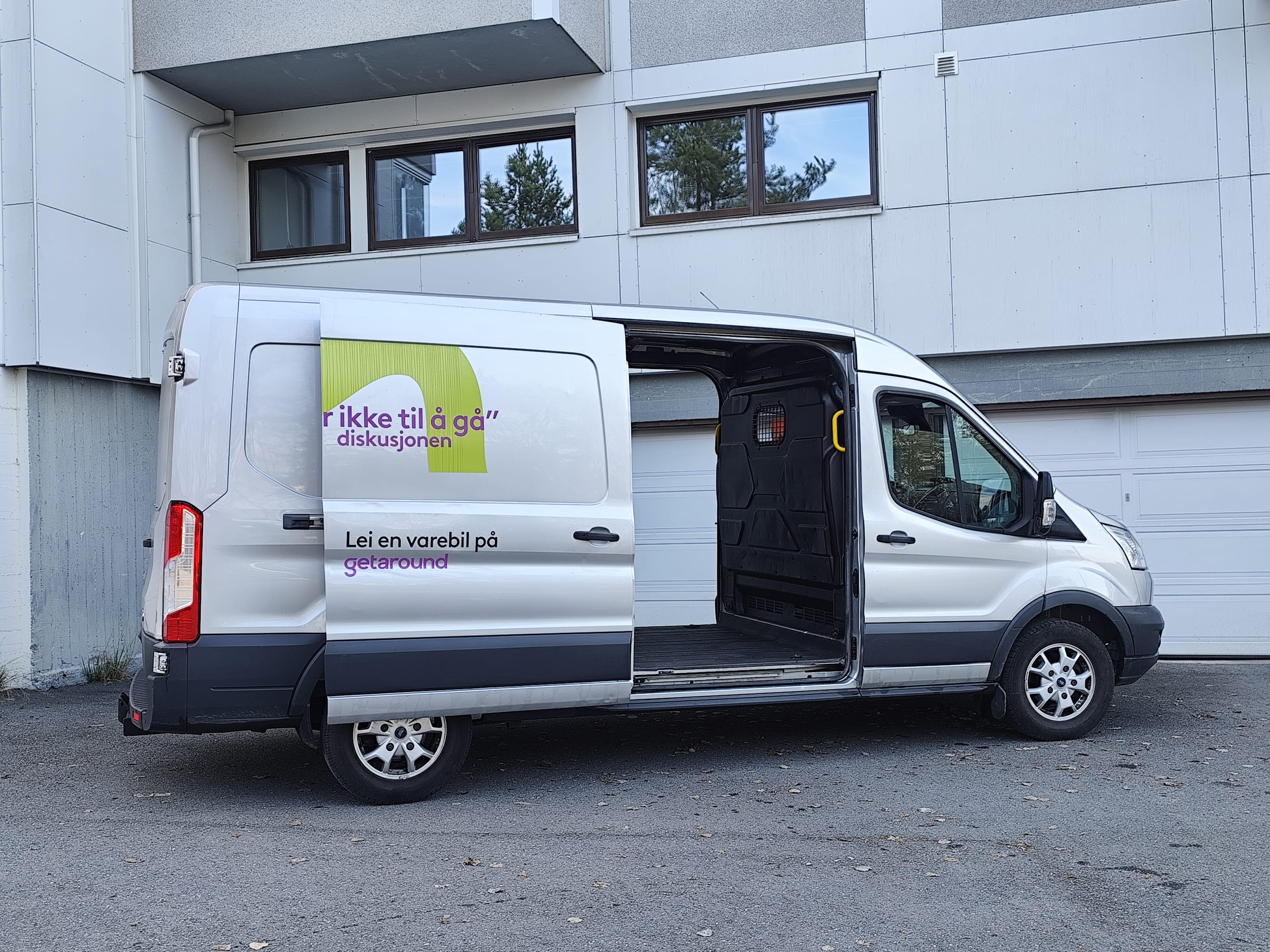Ford Transit Varebil med Bluetooth audio