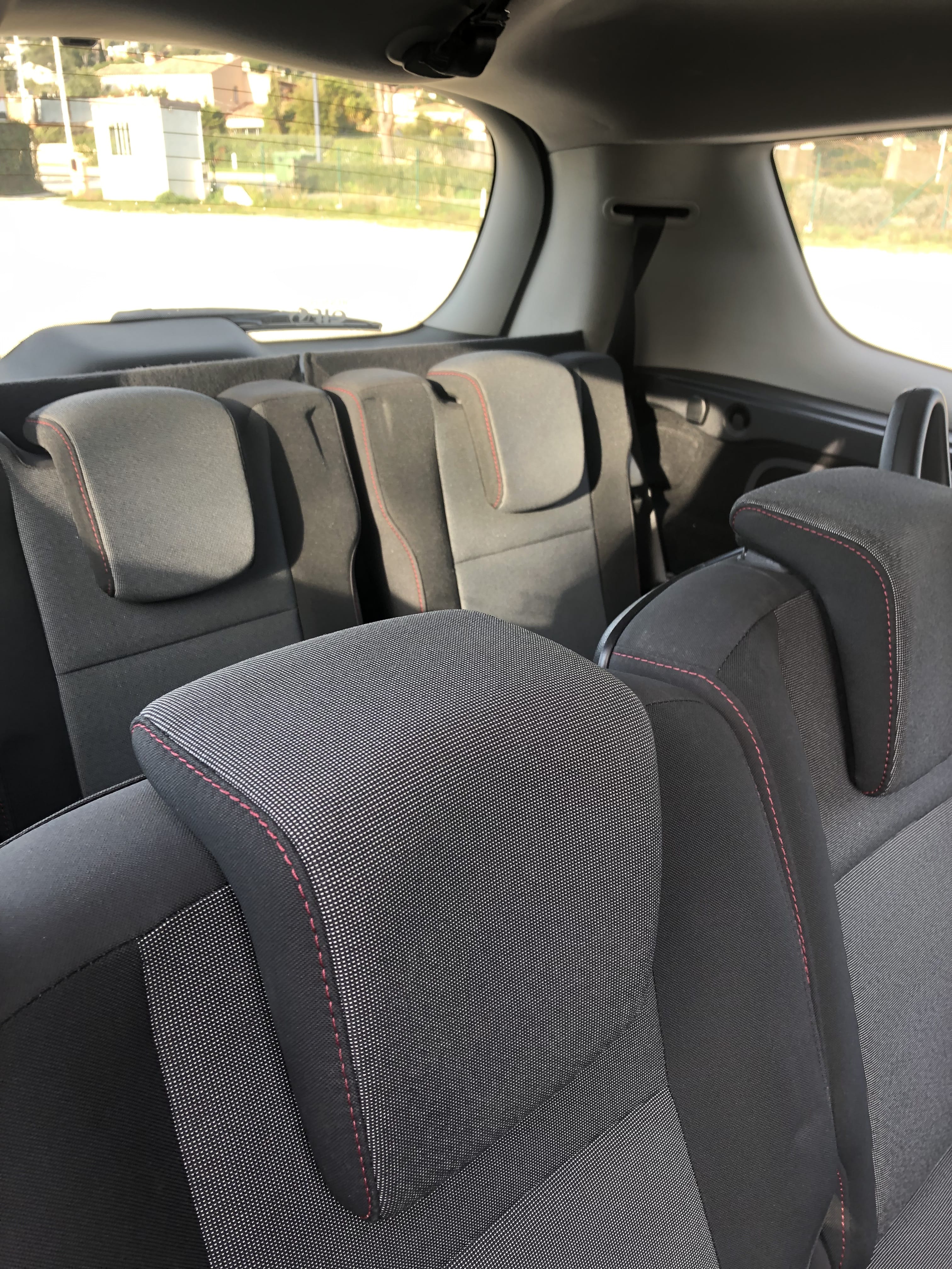 Renault Grand Scenic 1,5 dci avec Coffre de toit